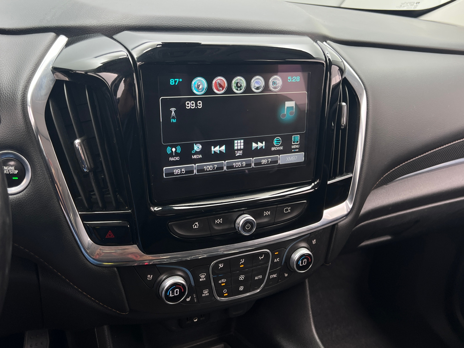Thumbnail: 2018 Chevrolet Traverse - 3