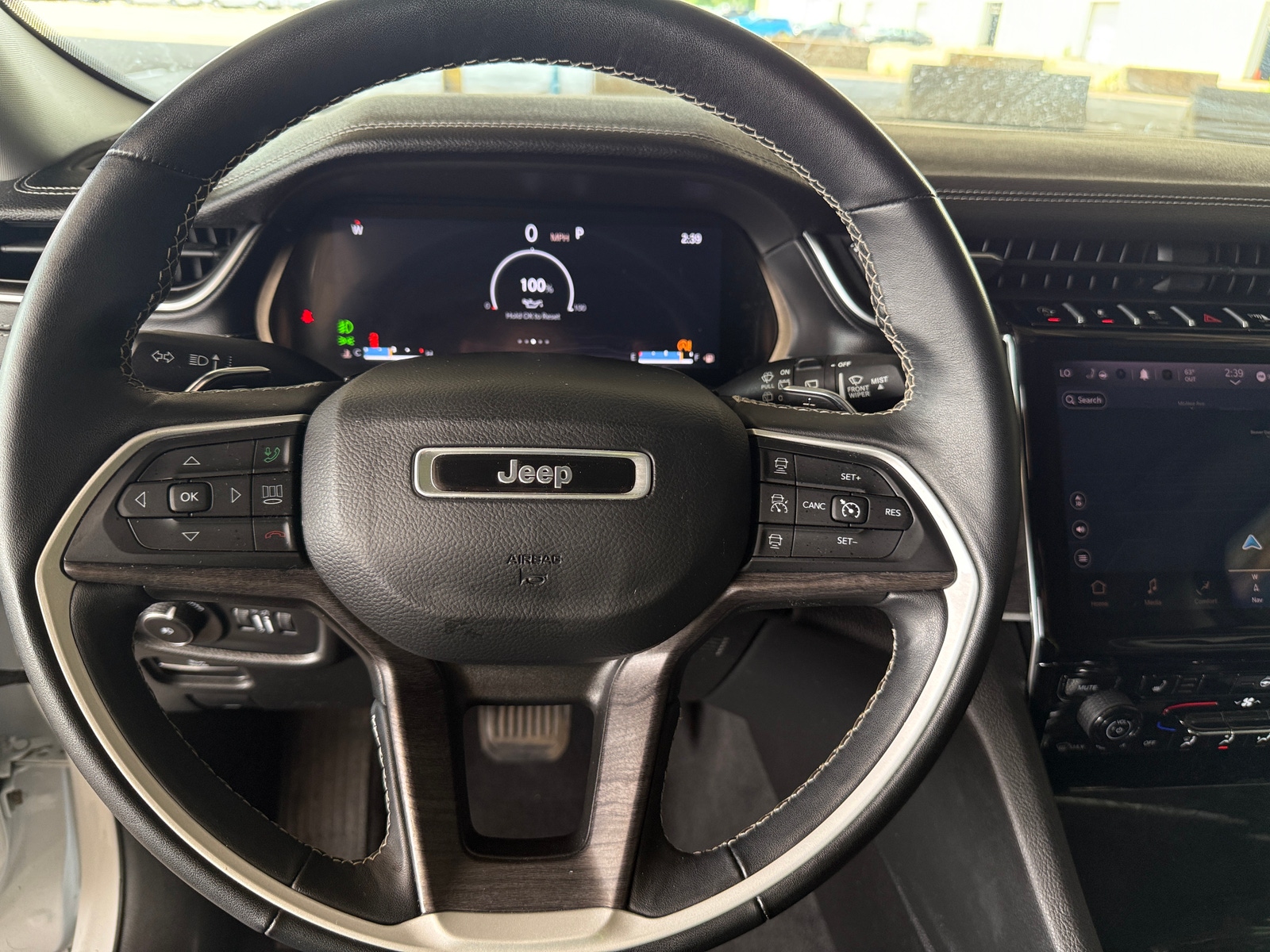 Thumbnail: 2022 Jeep Grand Cherokee L - 4