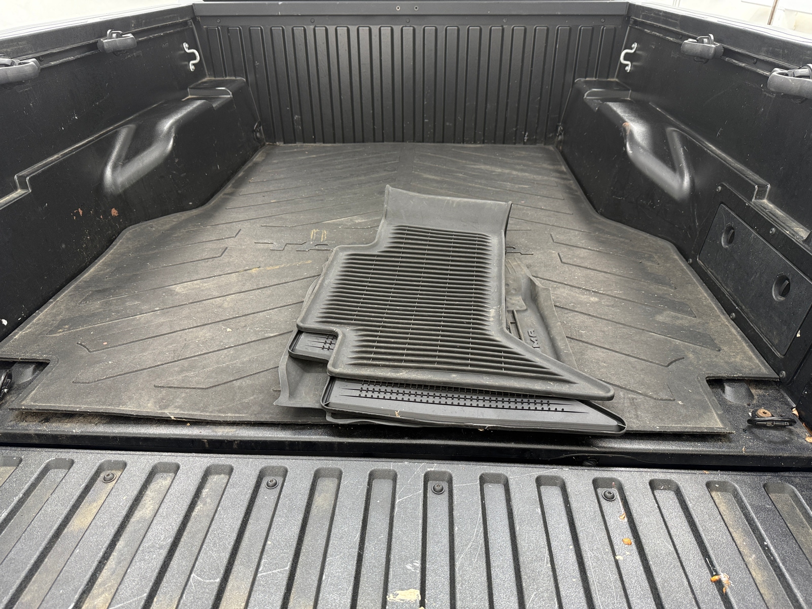 Thumbnail: 2021 Toyota Tacoma - 7
