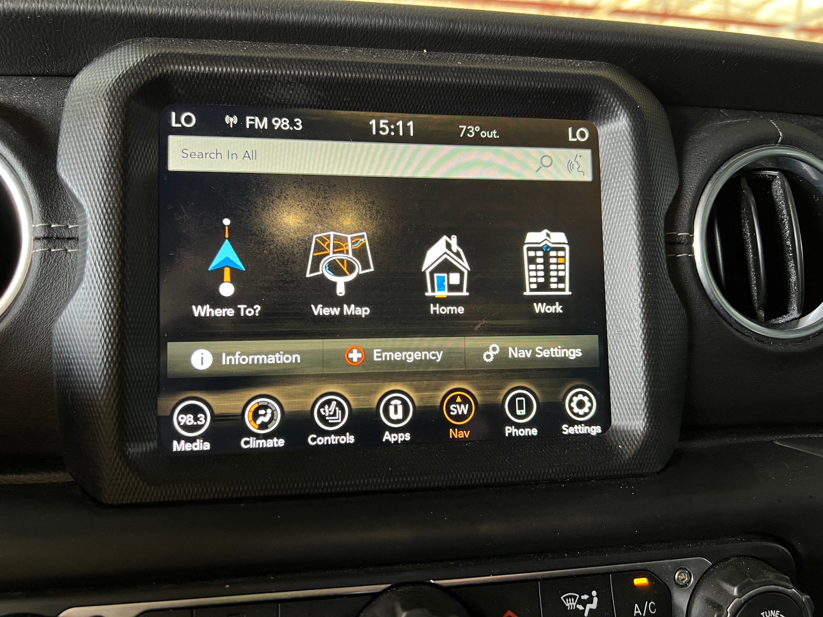 Thumbnail: 2020 Jeep Gladiator - 3