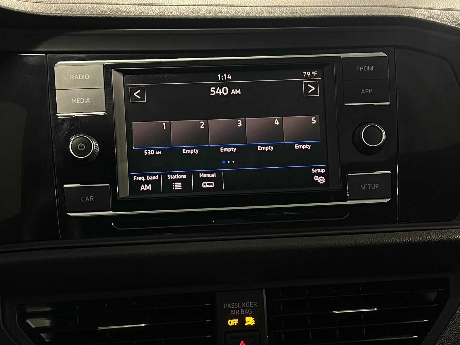 Thumbnail: 2019 Volkswagen Jetta - 4