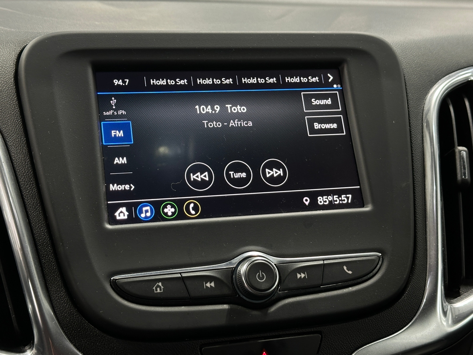Thumbnail: 2021 Chevrolet Equinox - 4