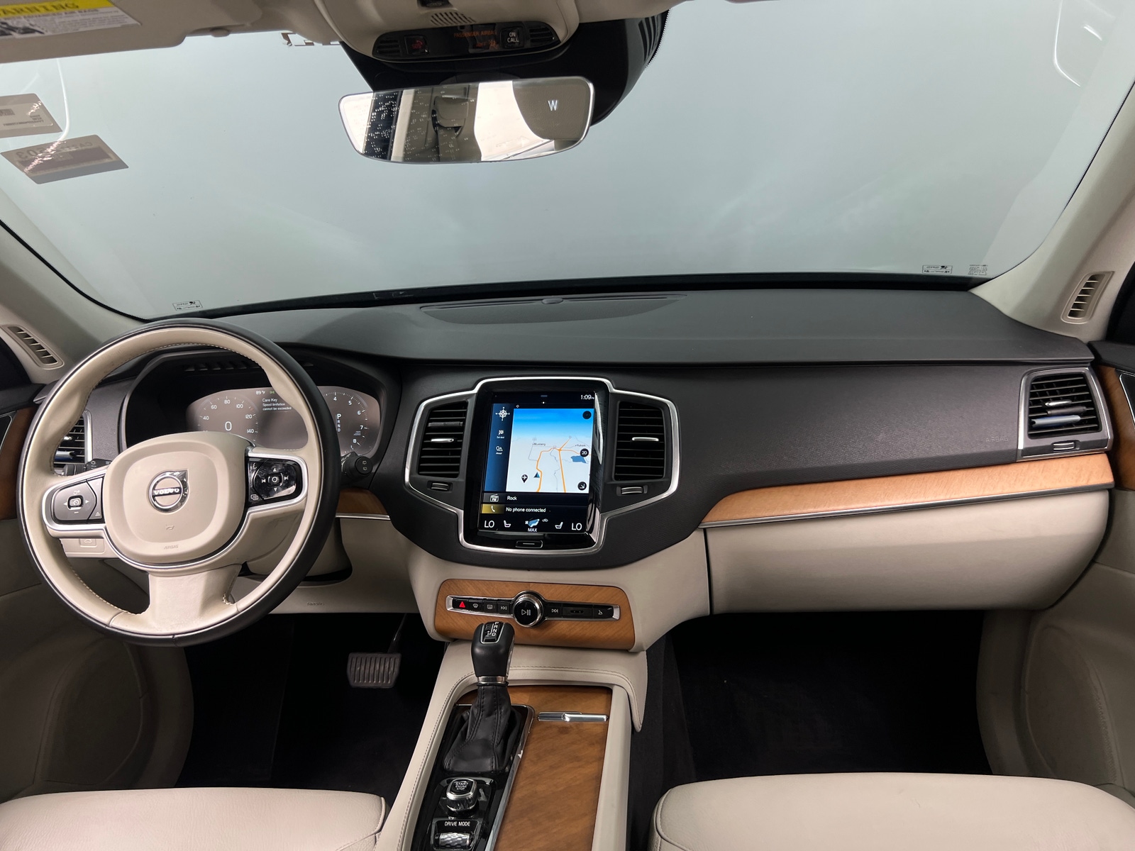 Thumbnail: 2021 Volvo XC90 - 2