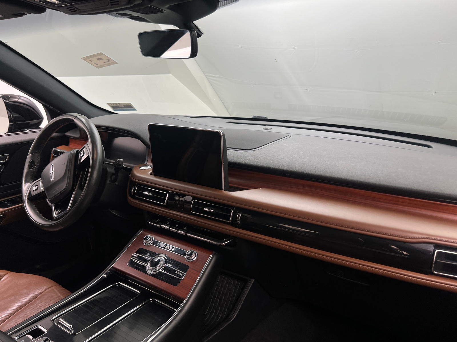 Thumbnail: 2022 Lincoln Aviator - 2