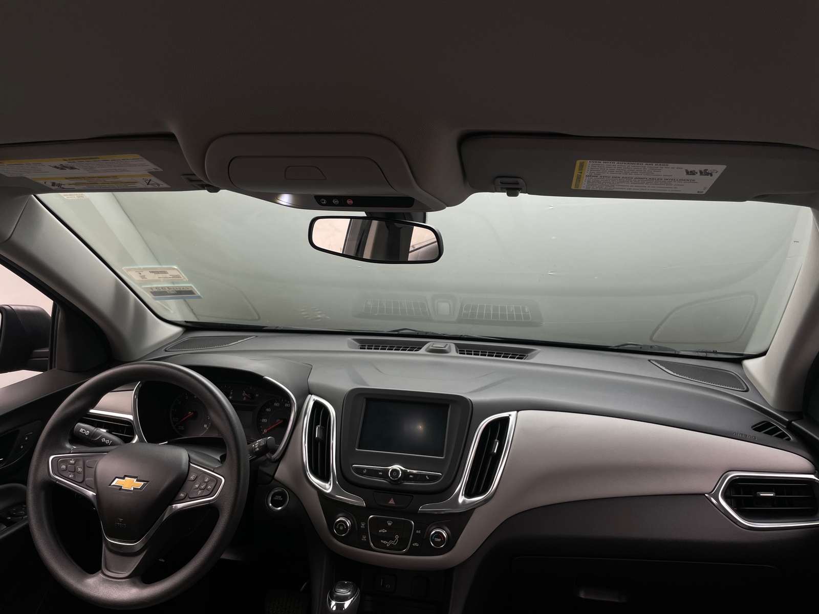 Thumbnail: 2018 Chevrolet Equinox - 3