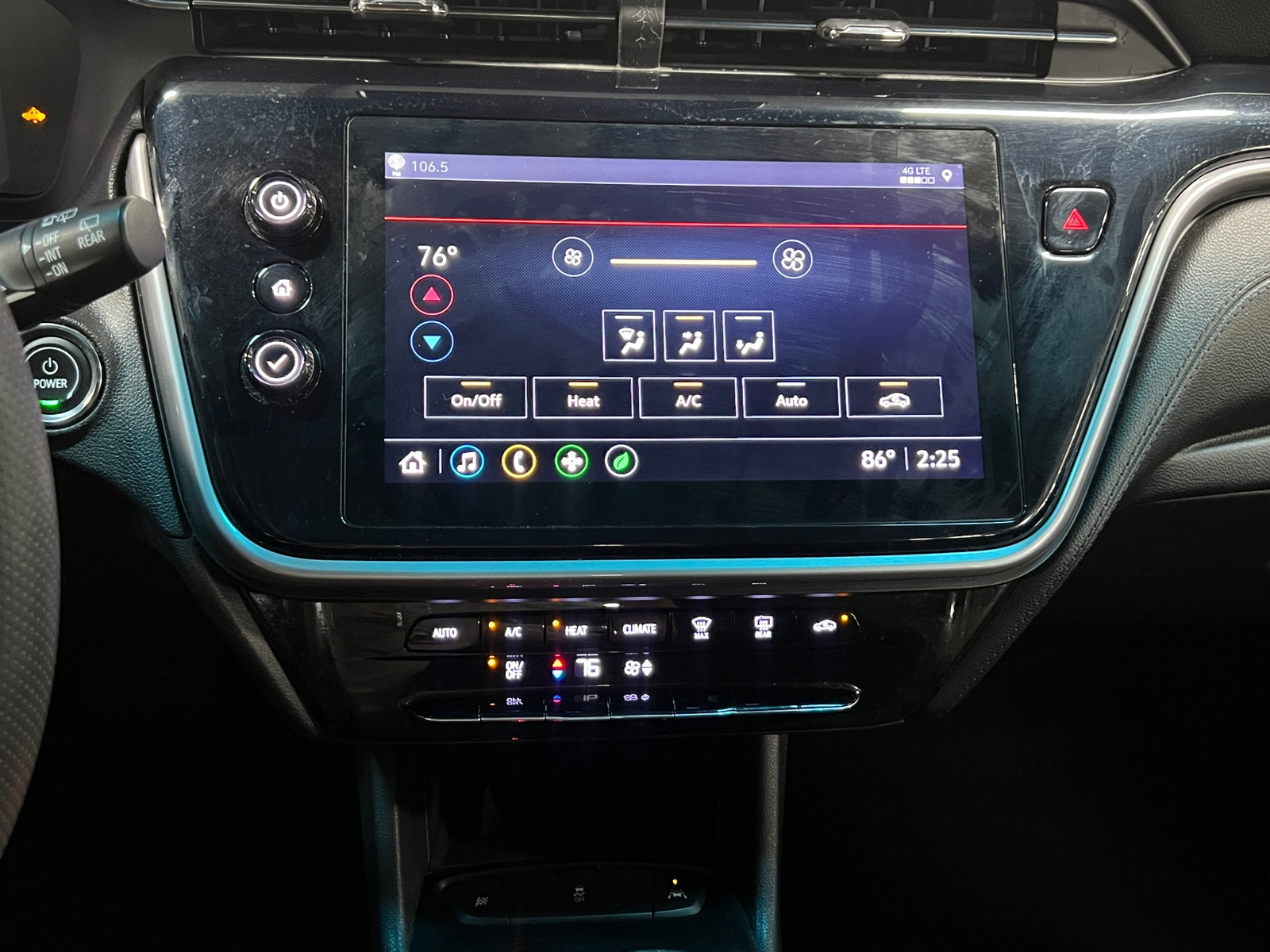 Thumbnail: 2022 Chevrolet Bolt EV - 4