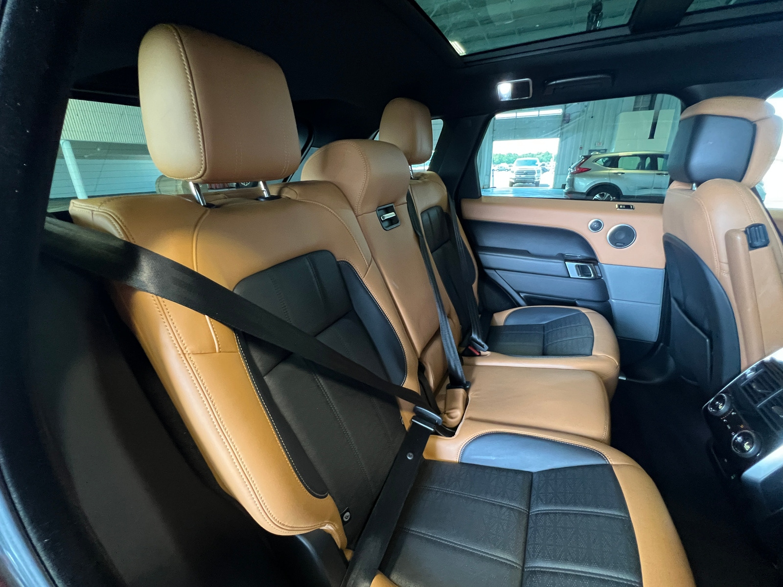 Thumbnail: 2018 Land Rover Range Rover Sport - 5