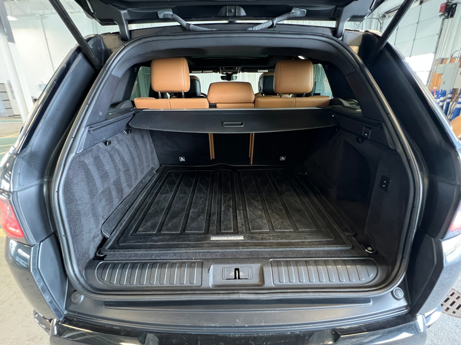 Thumbnail: 2018 Land Rover Range Rover Sport - 6