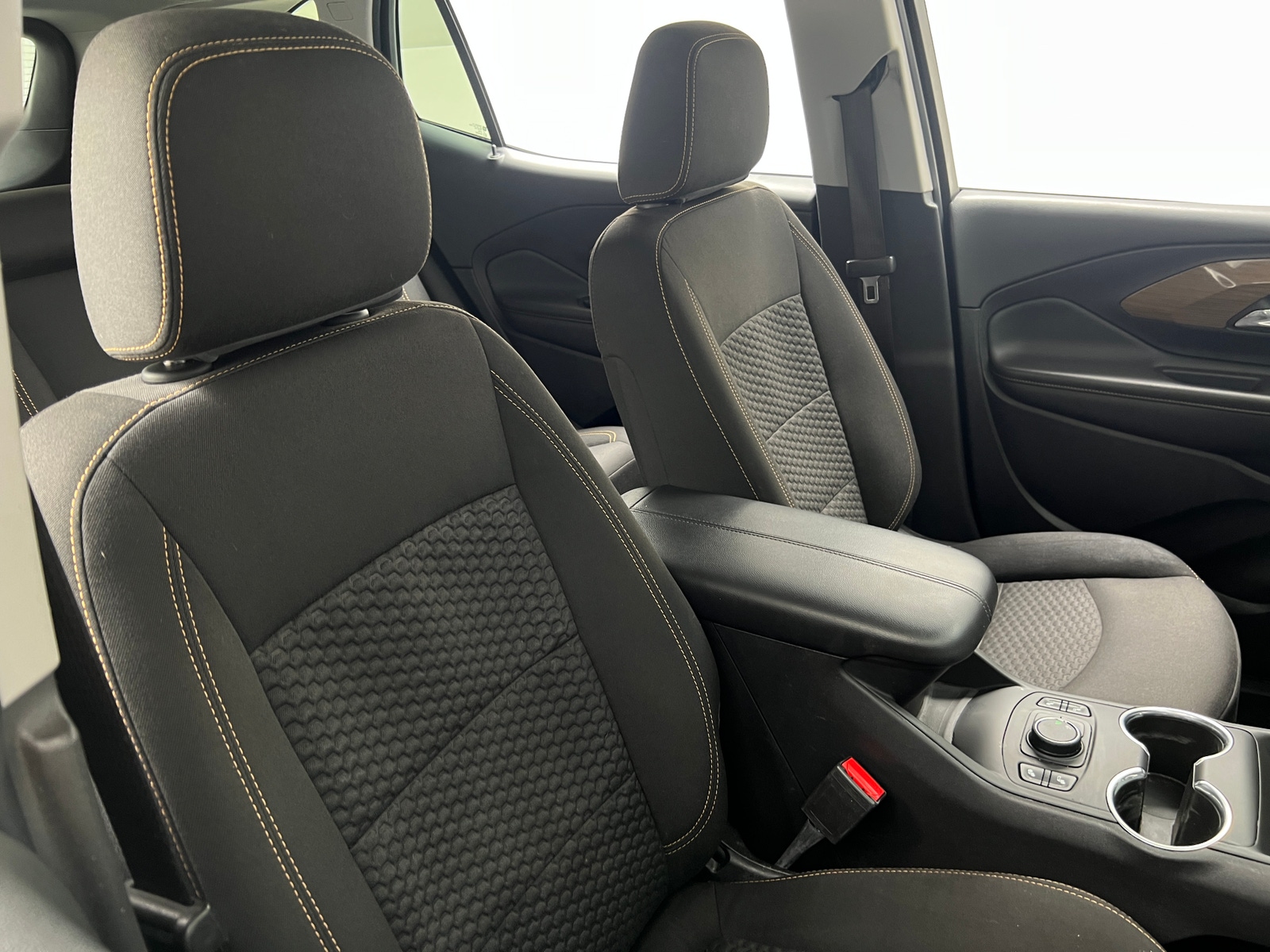 Thumbnail: 2020 GMC Terrain - 2