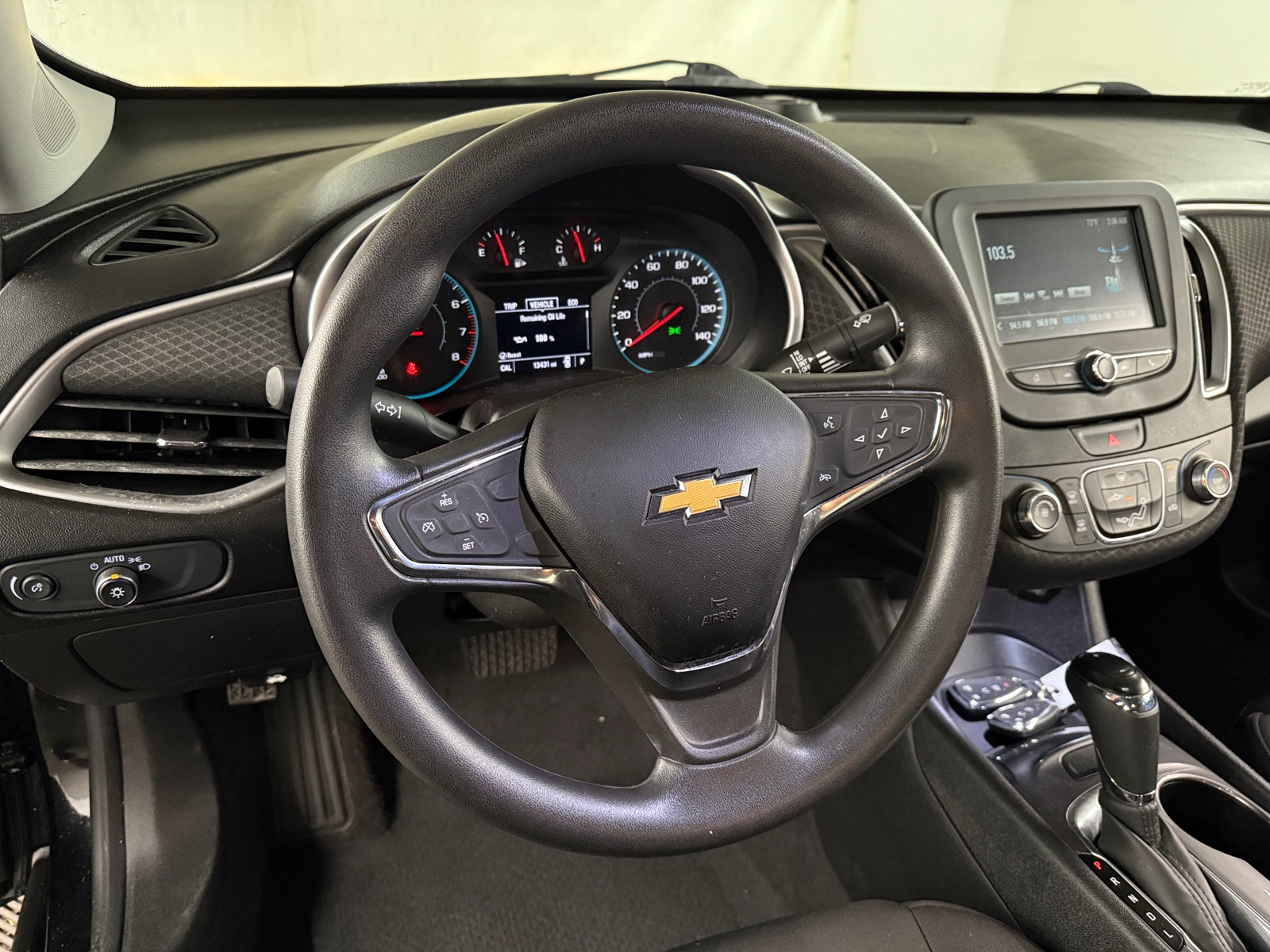 Thumbnail: 2018 Chevrolet Malibu - 5