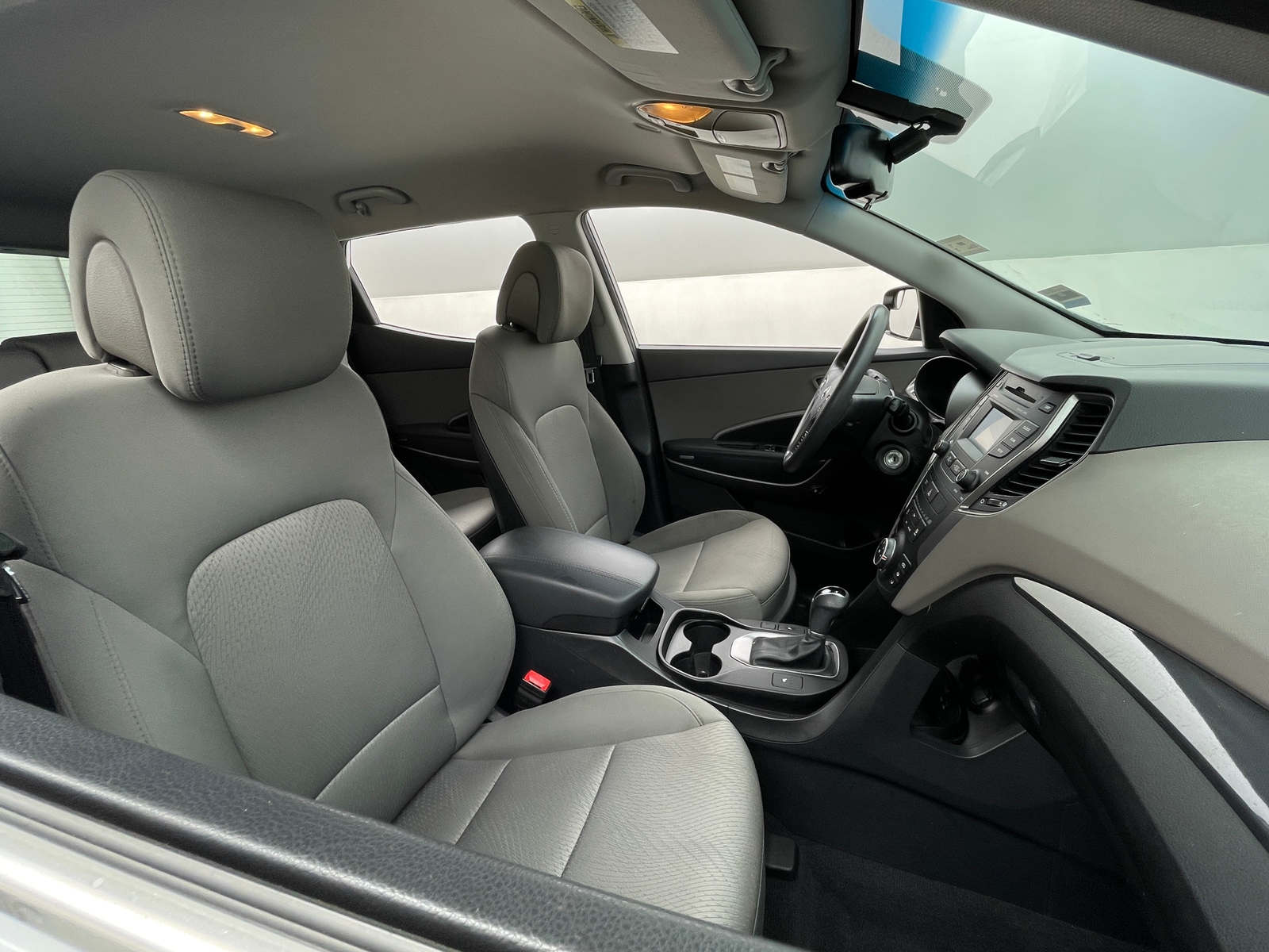 Thumbnail: 2016 Hyundai Santa Fe - 2