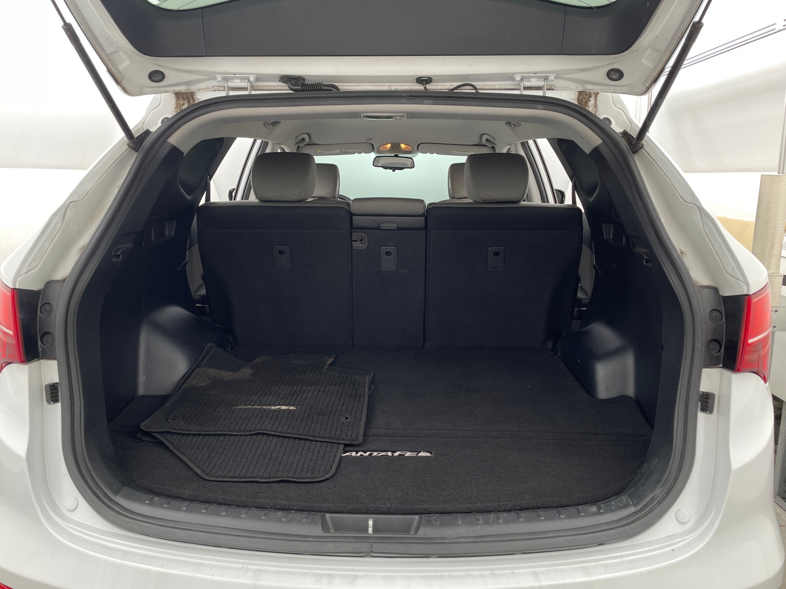 Thumbnail: 2016 Hyundai Santa Fe - 7