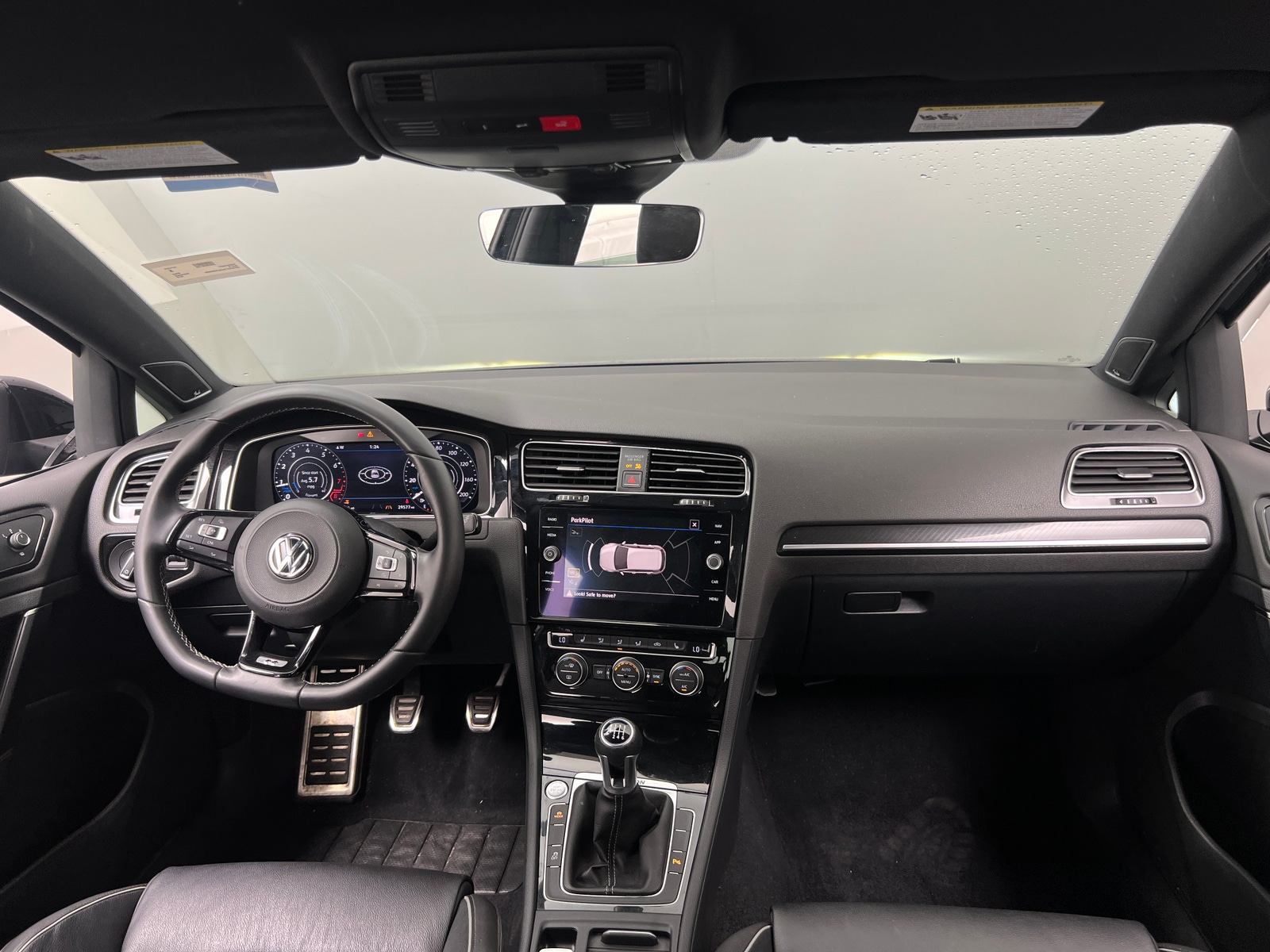 Thumbnail: 2018 Volkswagen Golf - 2