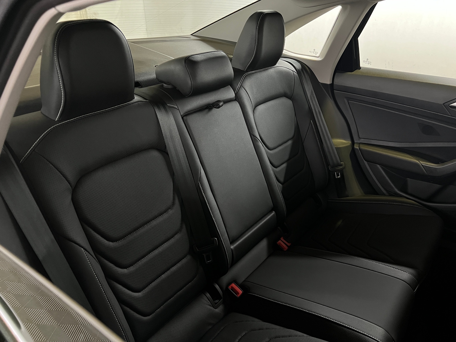 Thumbnail: 2024 Volkswagen Jetta - 5