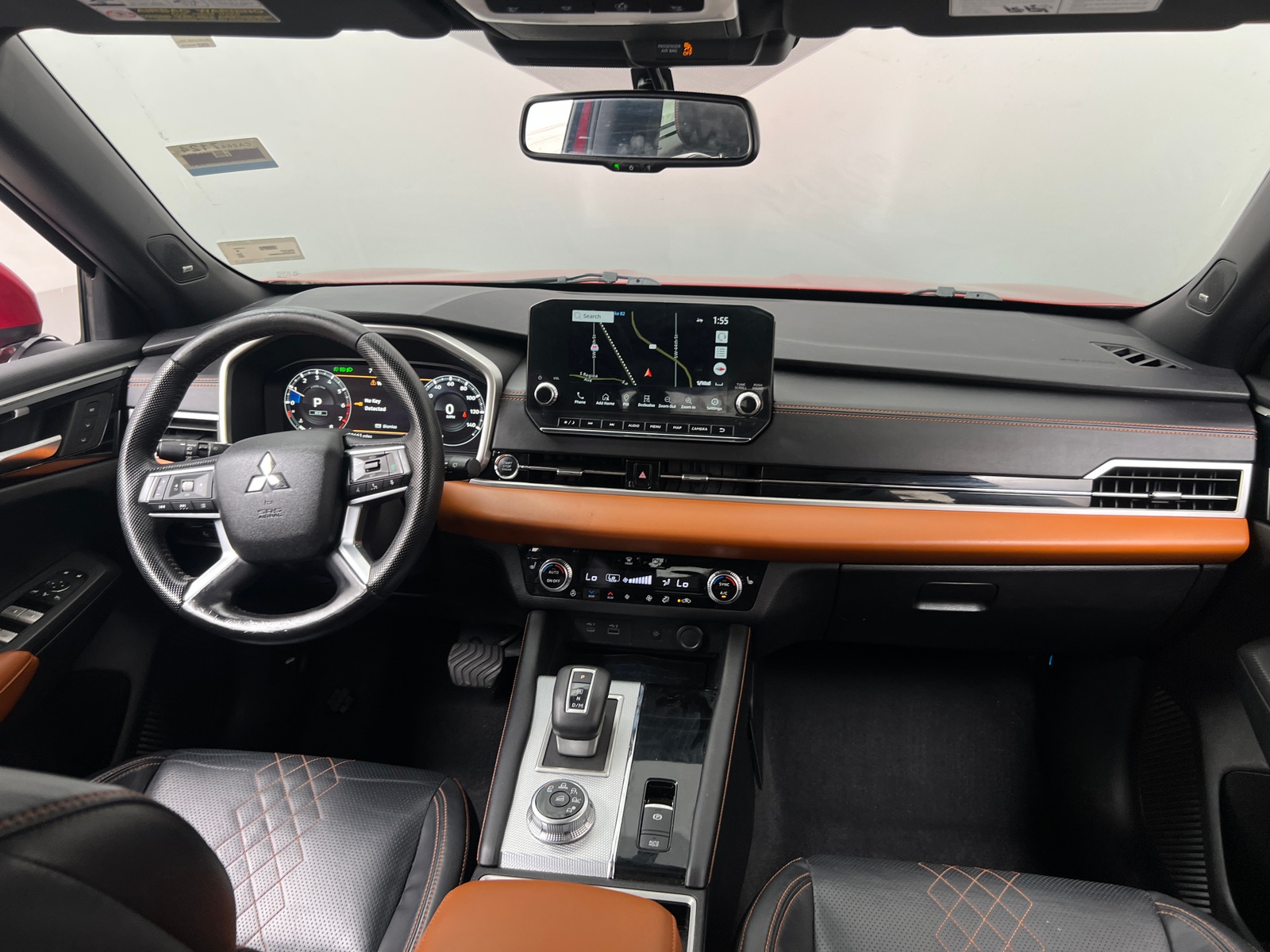 Thumbnail: 2022 Mitsubishi Outlander - 2