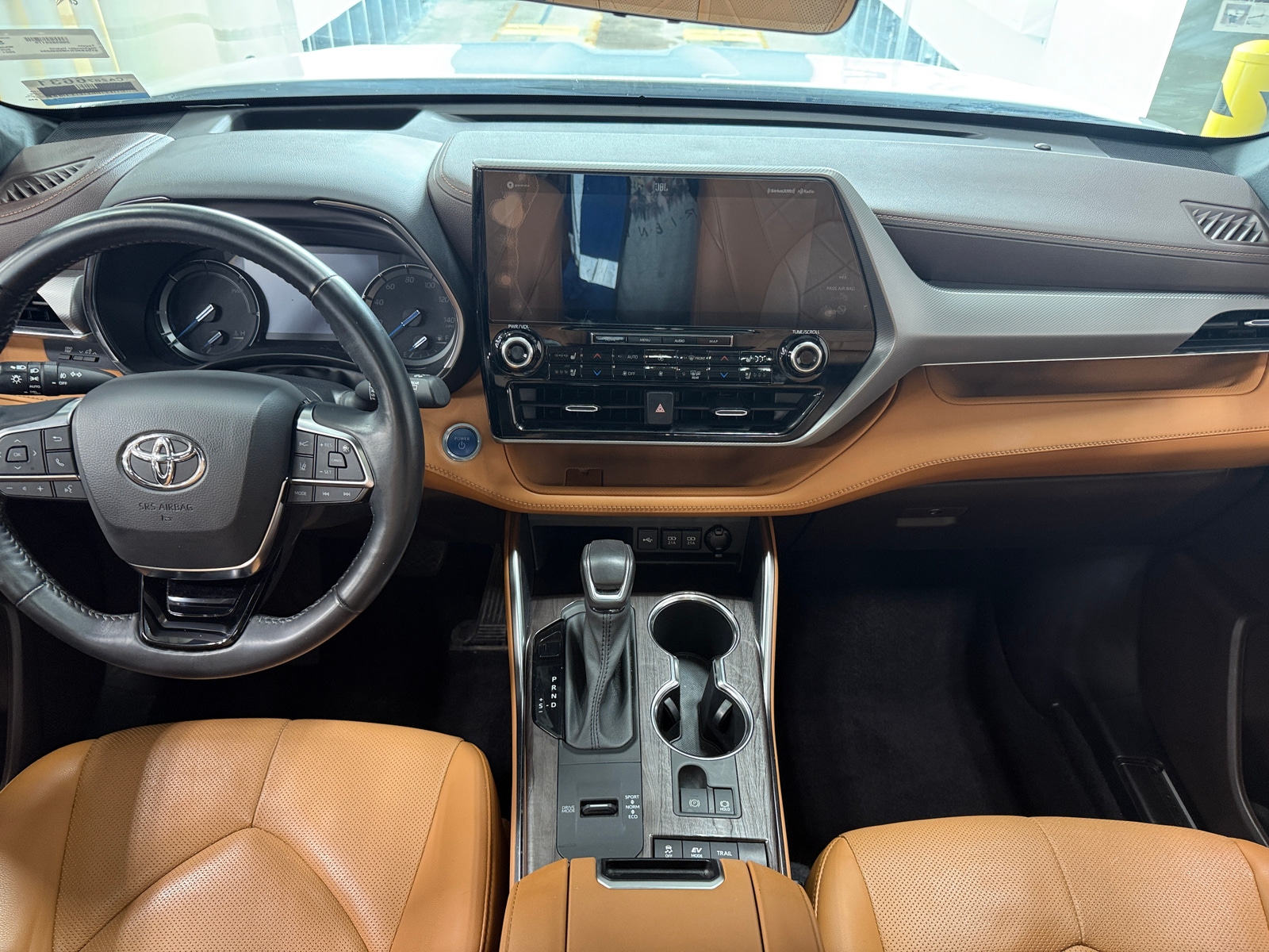 Thumbnail: 2021 Toyota Highlander - 2