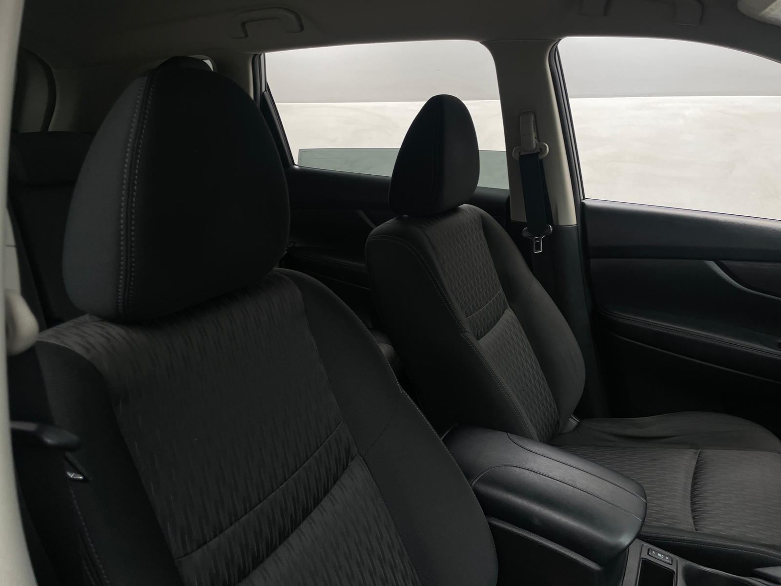 Thumbnail: 2020 Nissan Rogue - 2