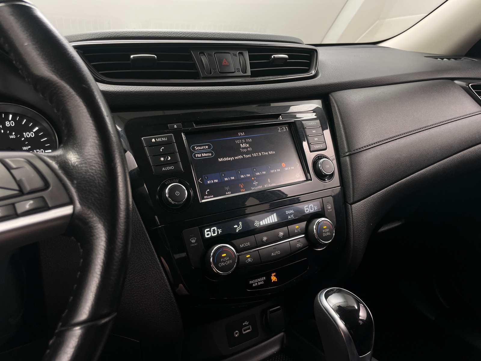 Thumbnail: 2020 Nissan Rogue - 4