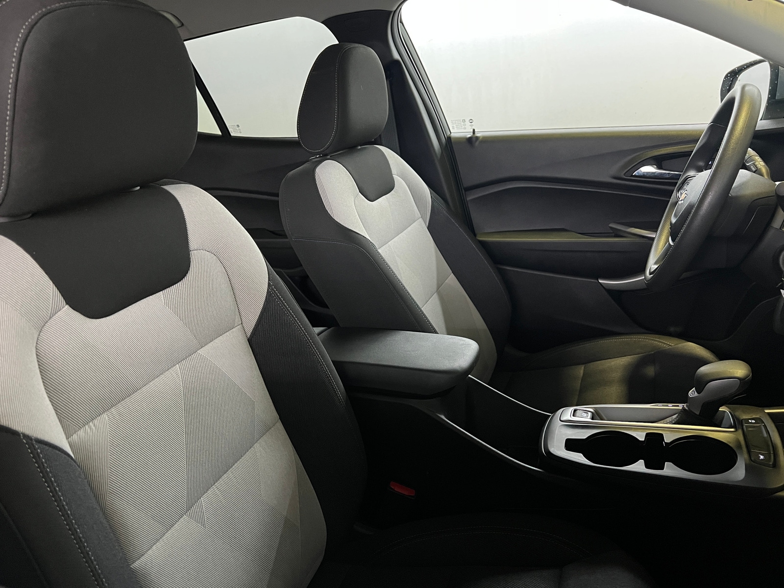 Thumbnail: 2024 Chevrolet Trax - 2
