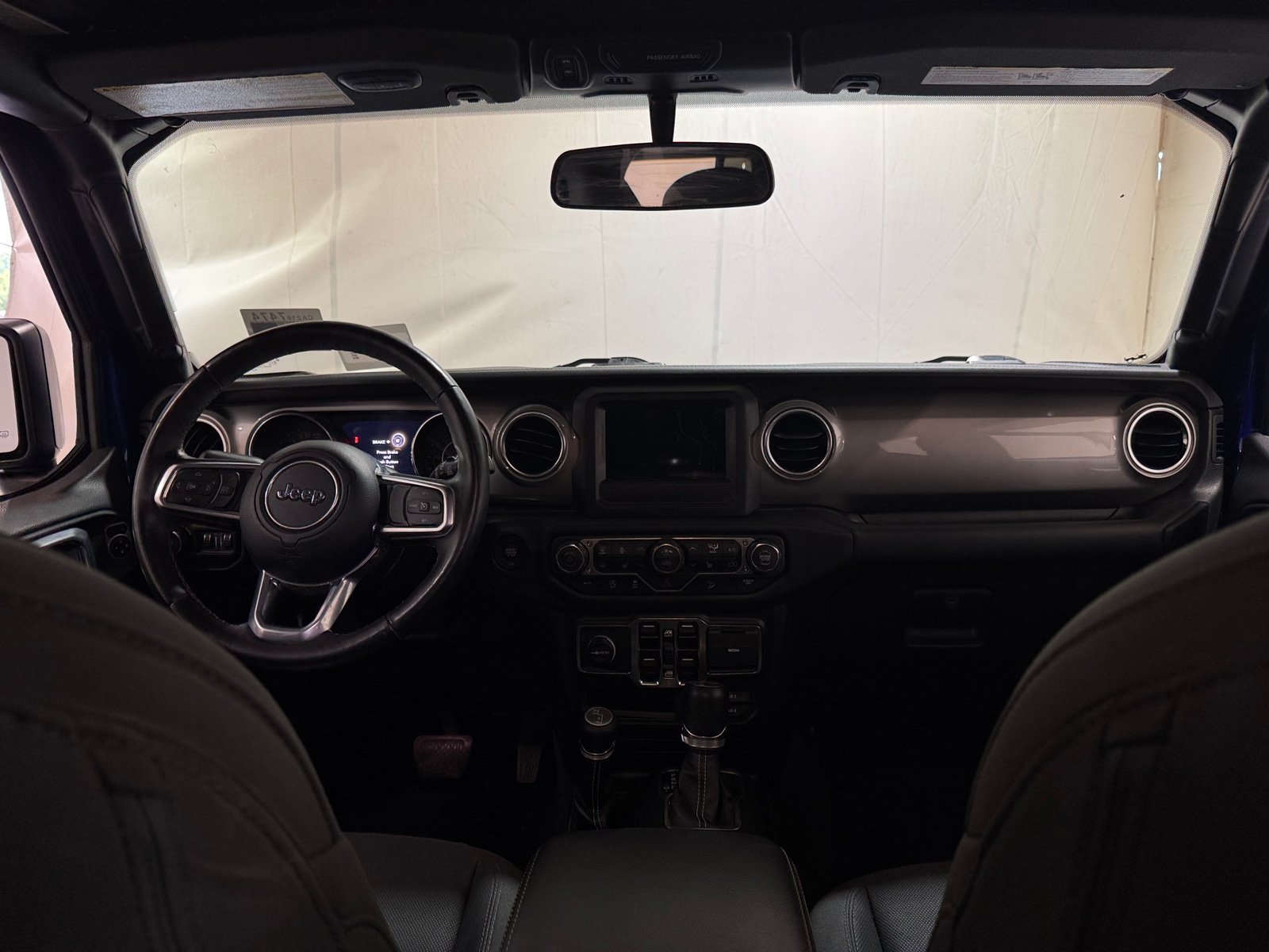 Thumbnail: 2019 Jeep Wrangler - 3