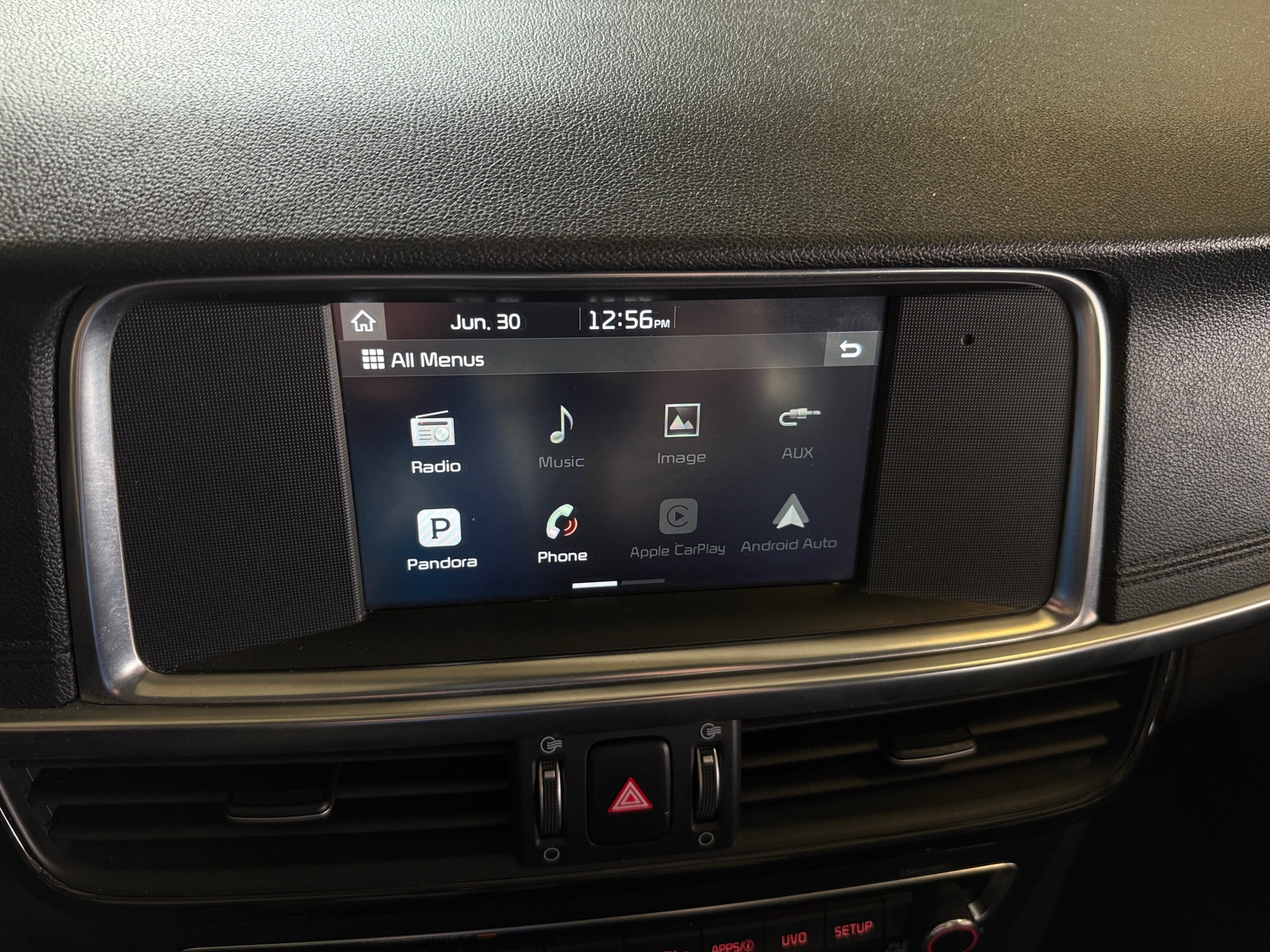 Thumbnail: 2017 Kia Optima - 3