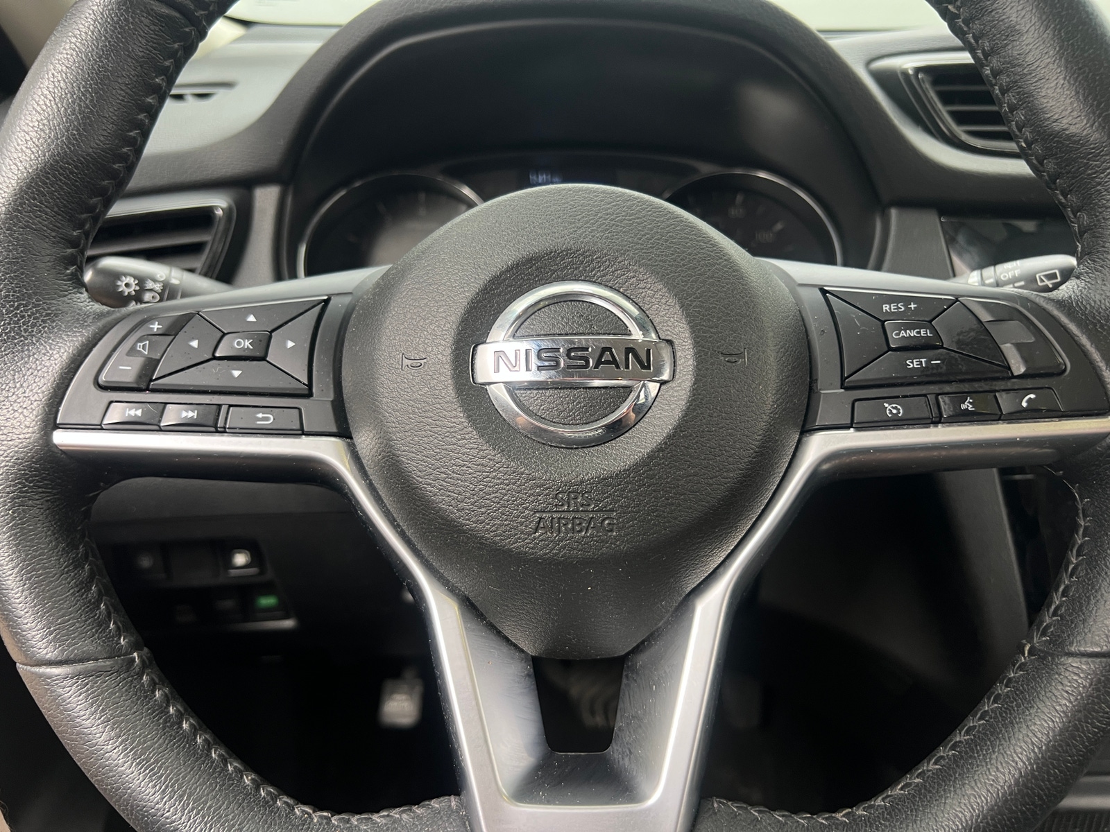 Thumbnail: 2019 Nissan Rogue - 5