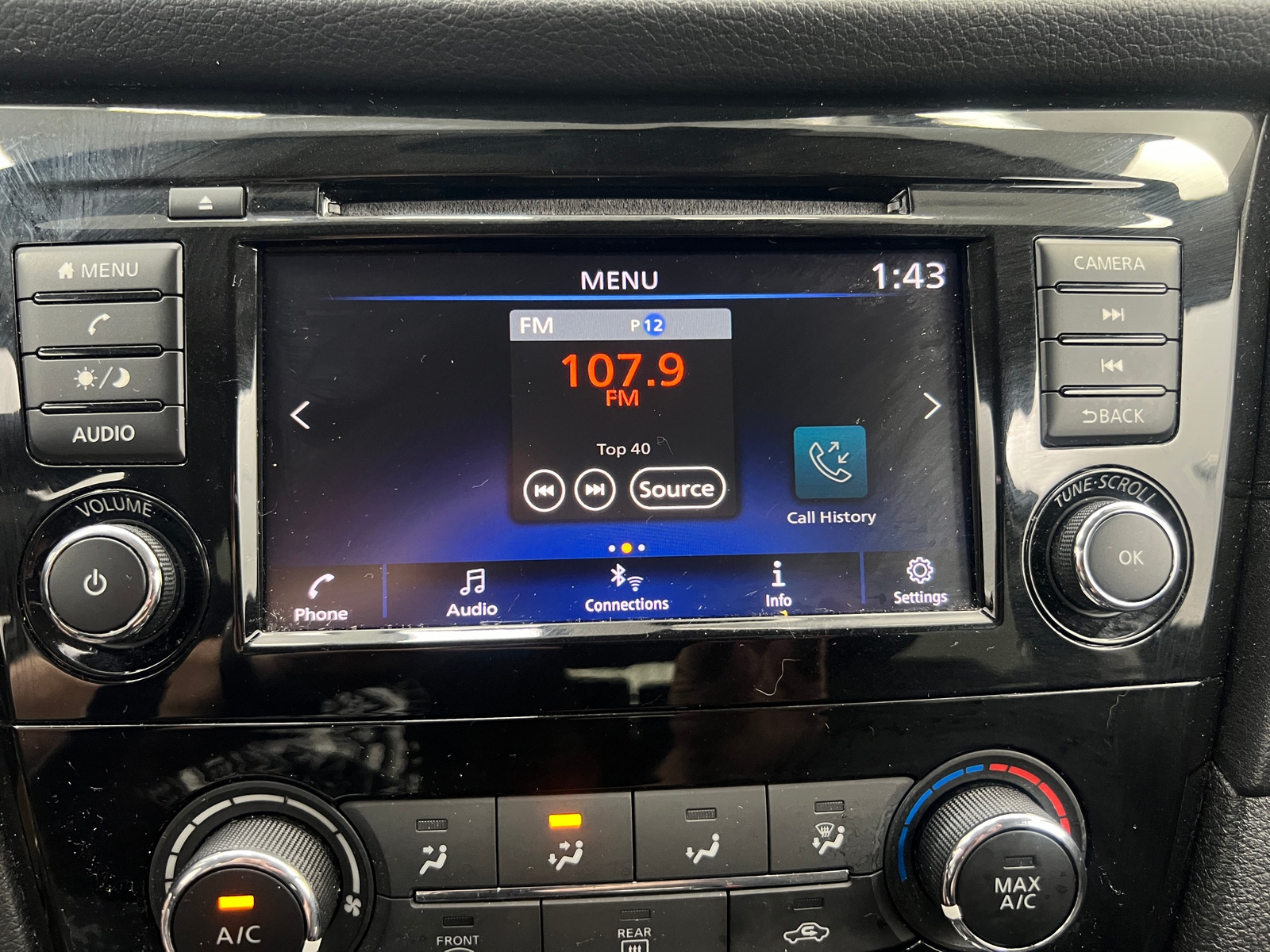 Thumbnail: 2019 Nissan Rogue - 4