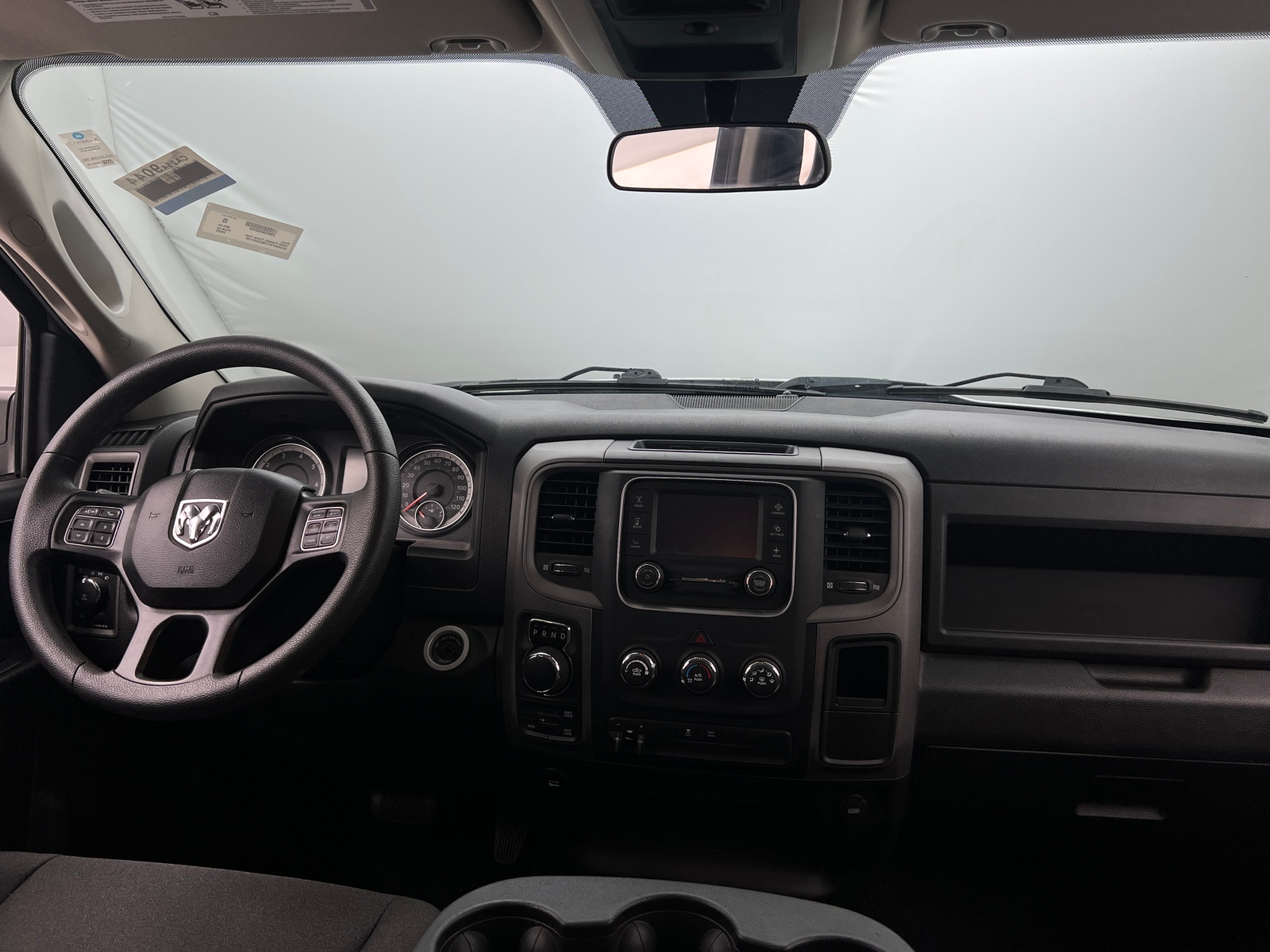 Thumbnail: 2022 RAM 1500 Classic - 2
