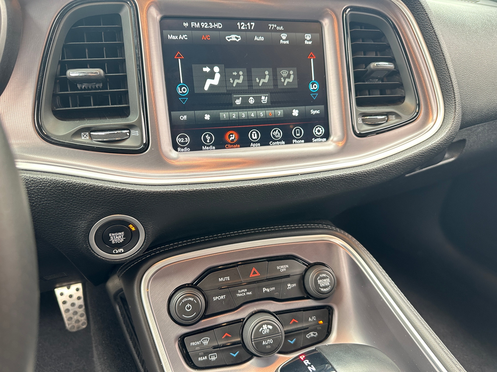Thumbnail: 2019 Dodge Challenger - 2