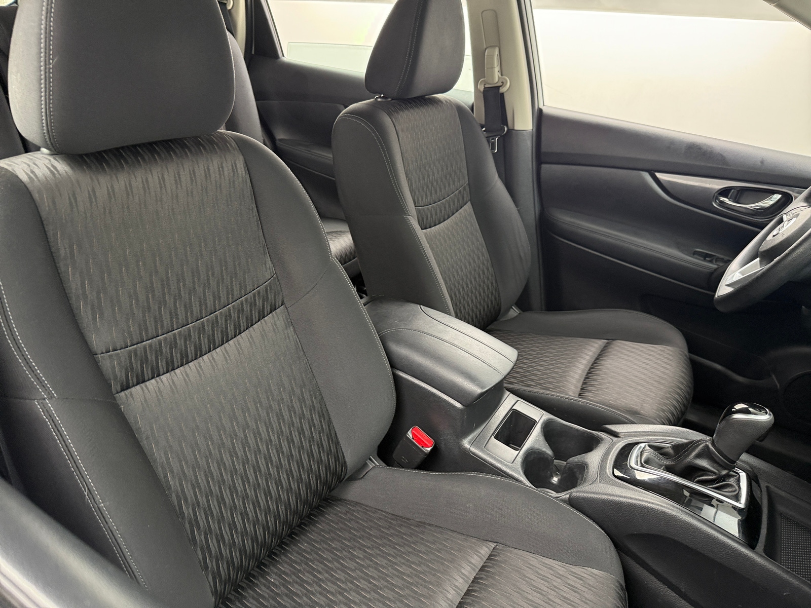 Thumbnail: 2018 Nissan Rogue - 2