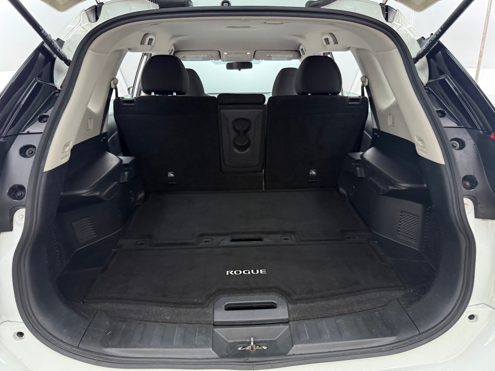 Thumbnail: 2018 Nissan Rogue - 7