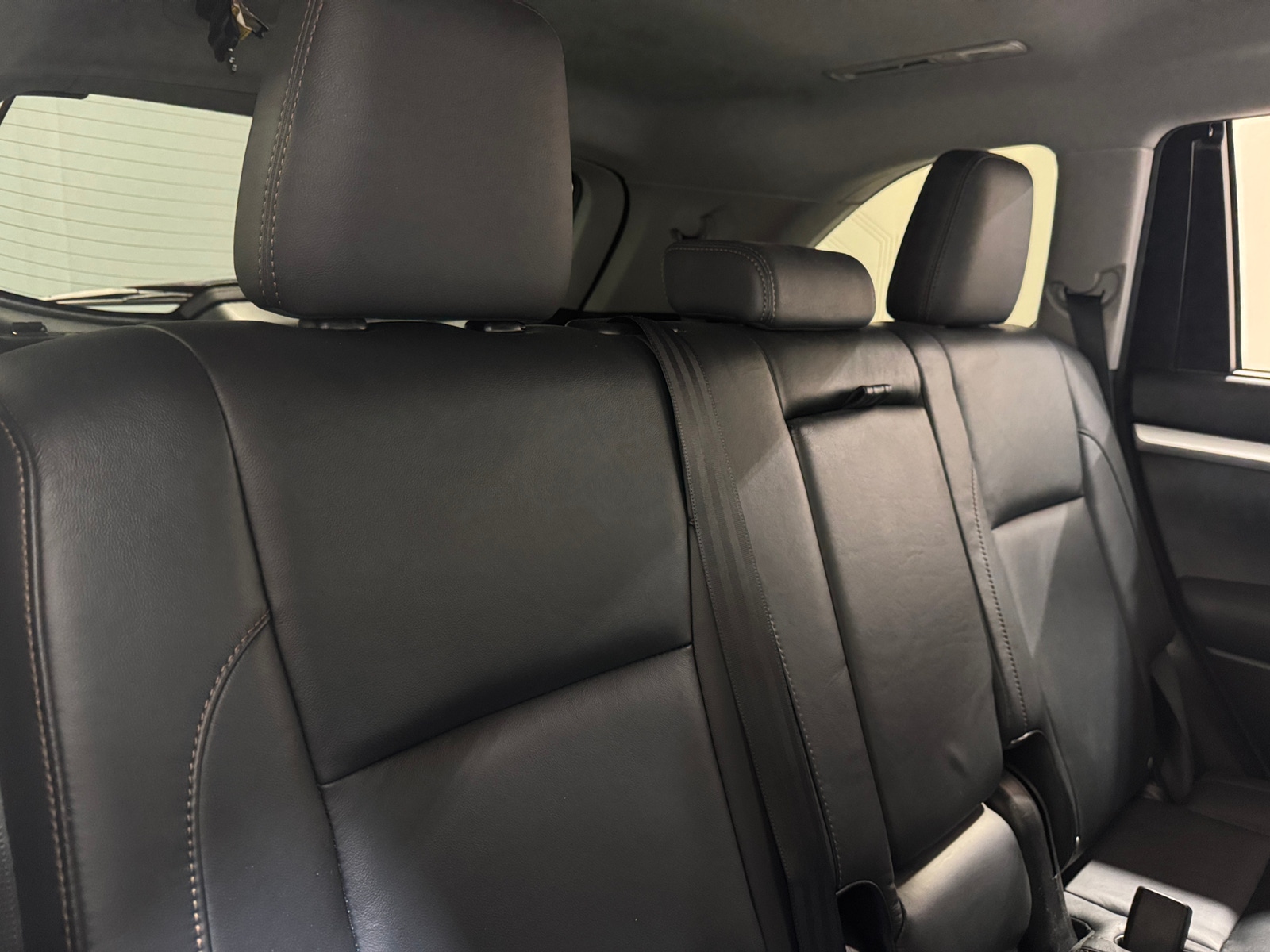 Thumbnail: 2015 Toyota Highlander - 5