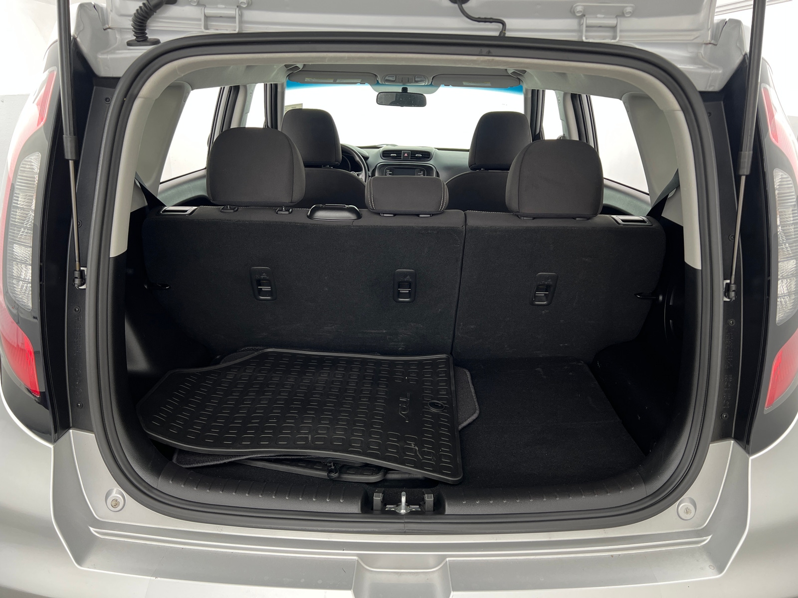 Thumbnail: 2019 Kia Soul - 7