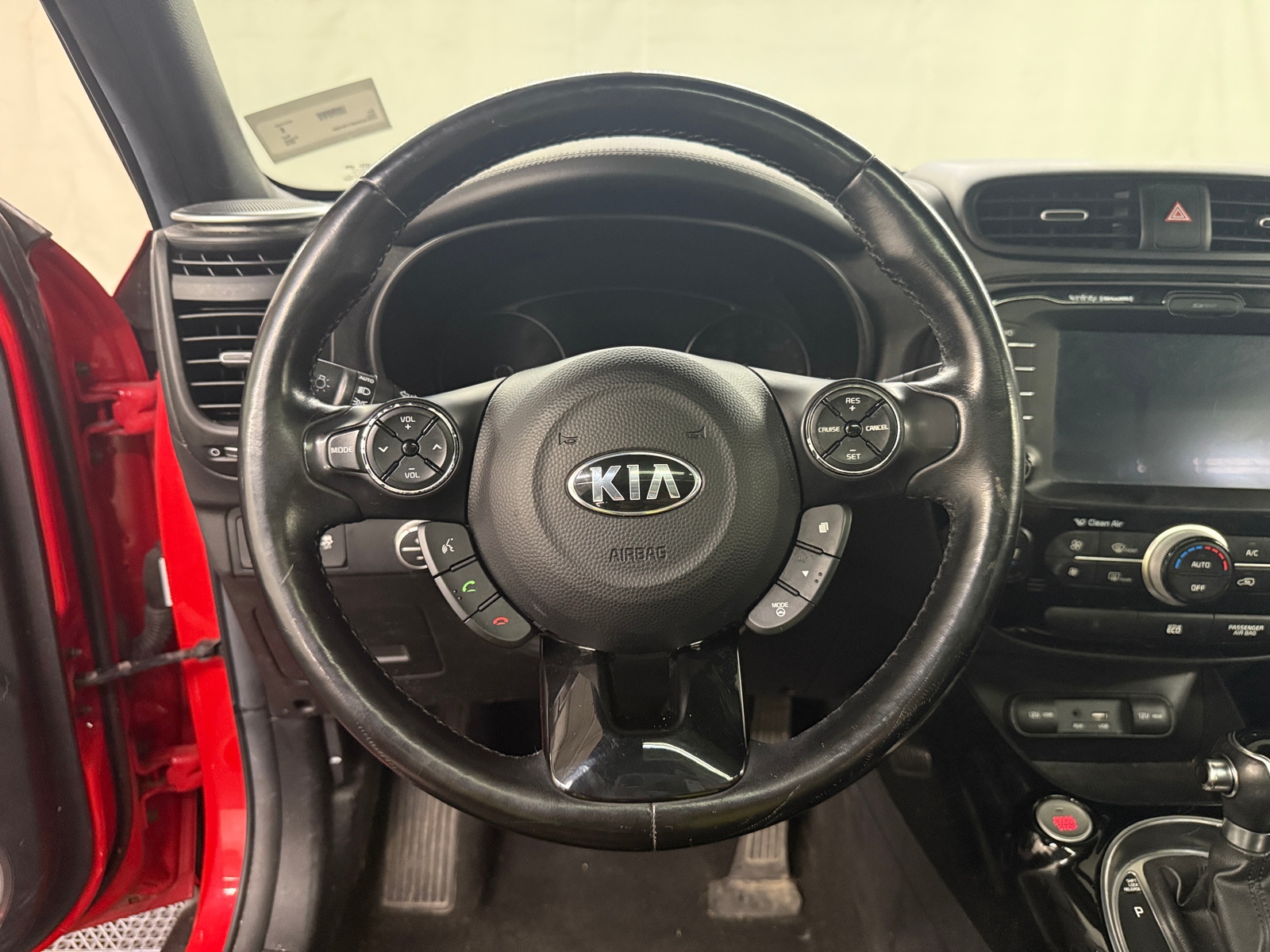 Thumbnail: 2015 Kia Soul - 4