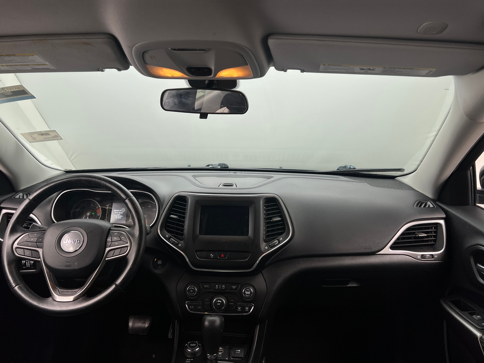 Thumbnail: 2020 Jeep Cherokee - 3