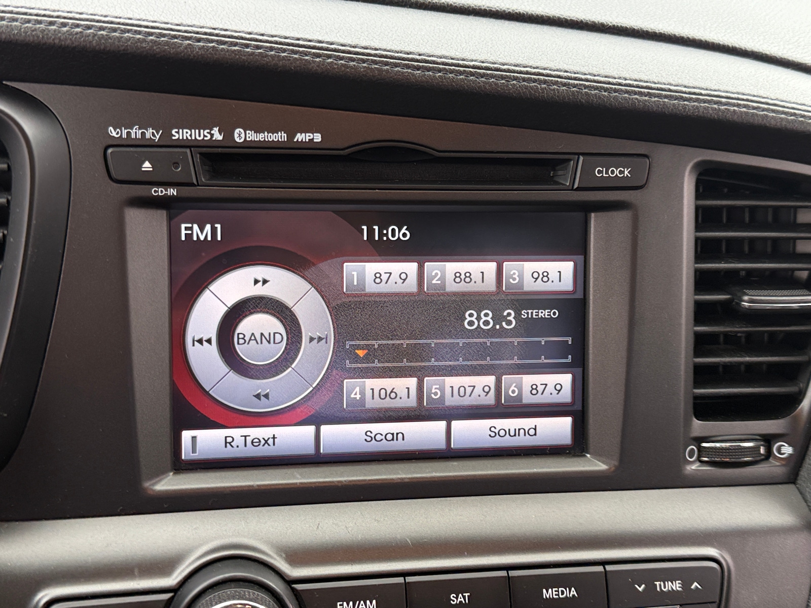 Thumbnail: 2013 Kia Optima - 3