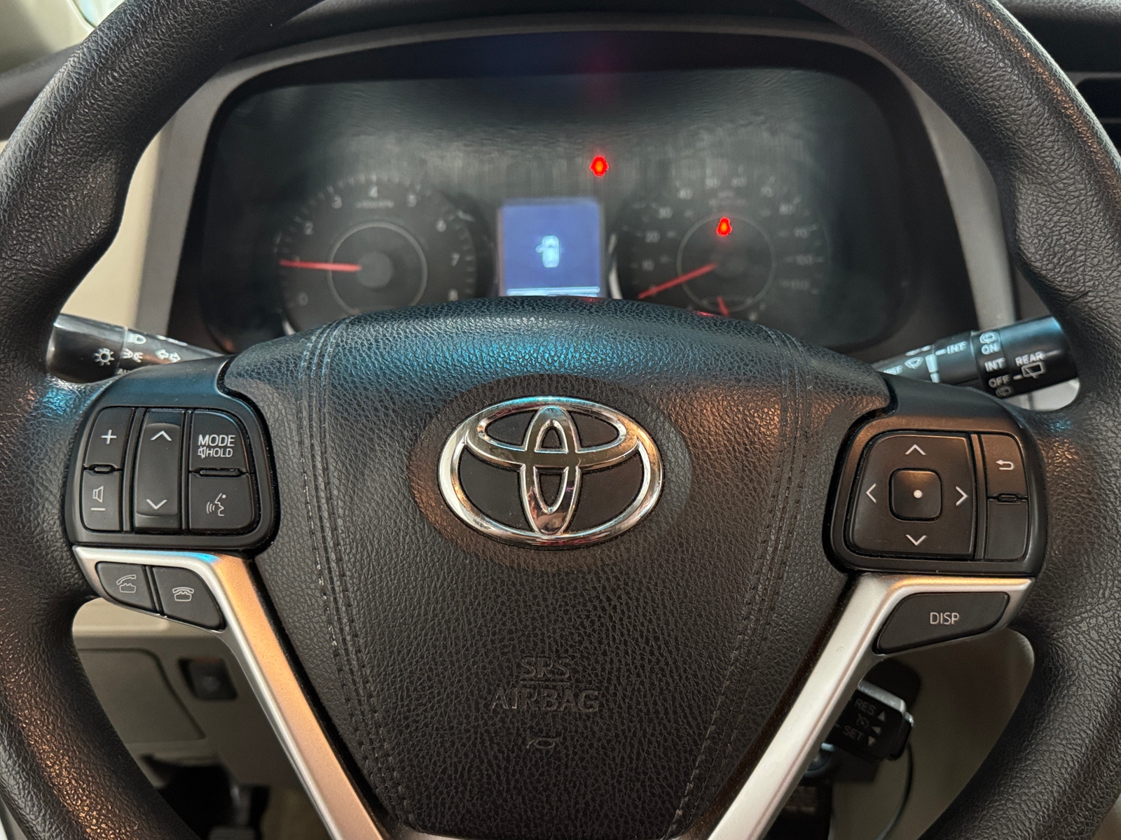 Thumbnail: 2015 Toyota Sienna - 5