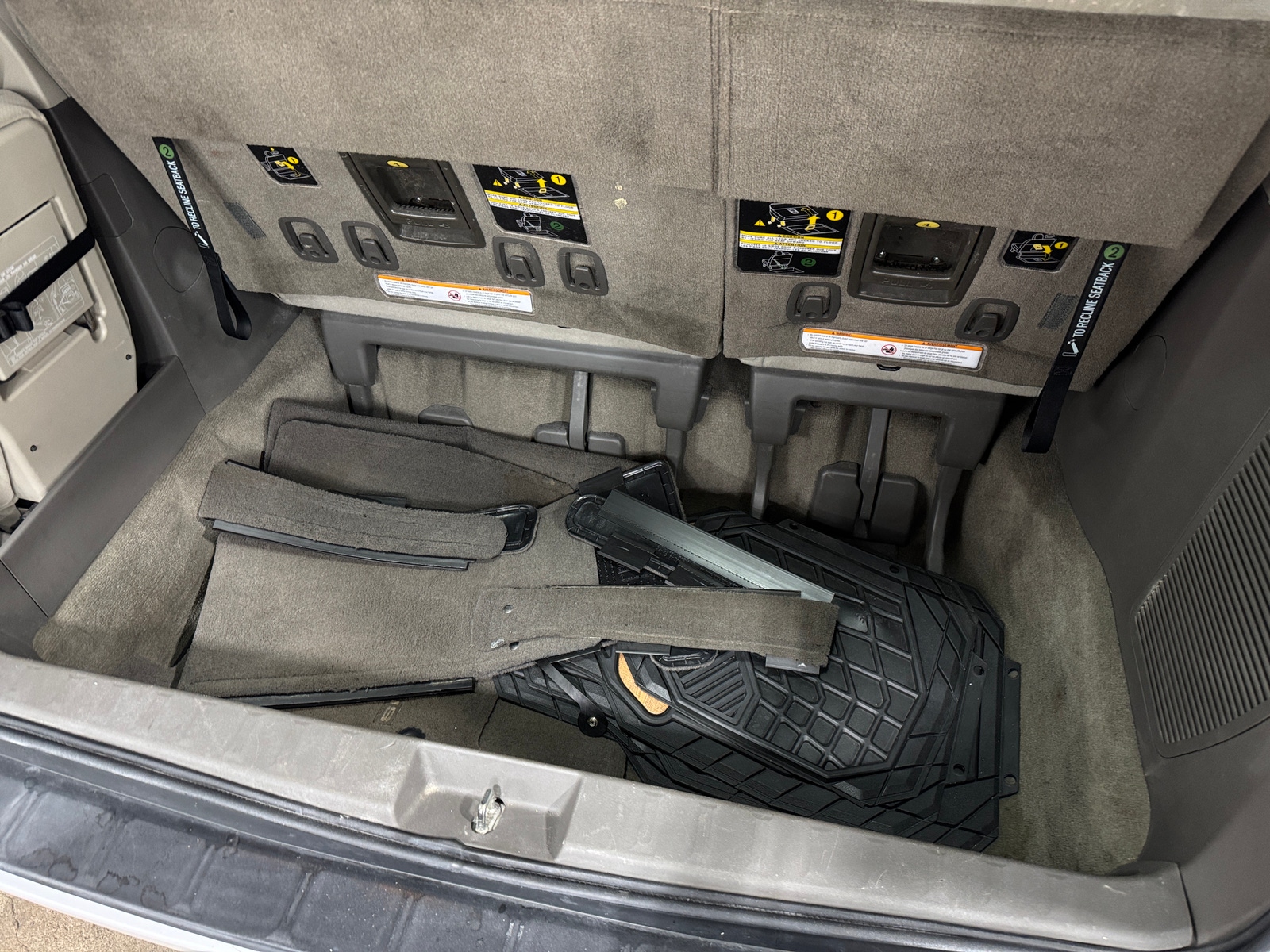 Thumbnail: 2015 Toyota Sienna - 7