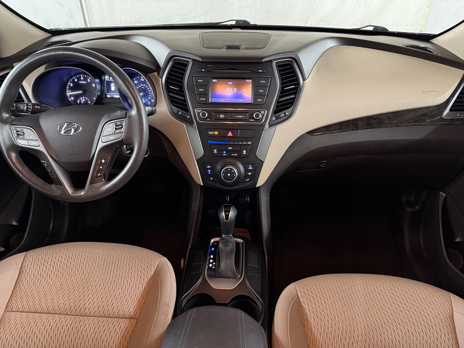 Thumbnail: 2018 Hyundai Santa Fe - 3