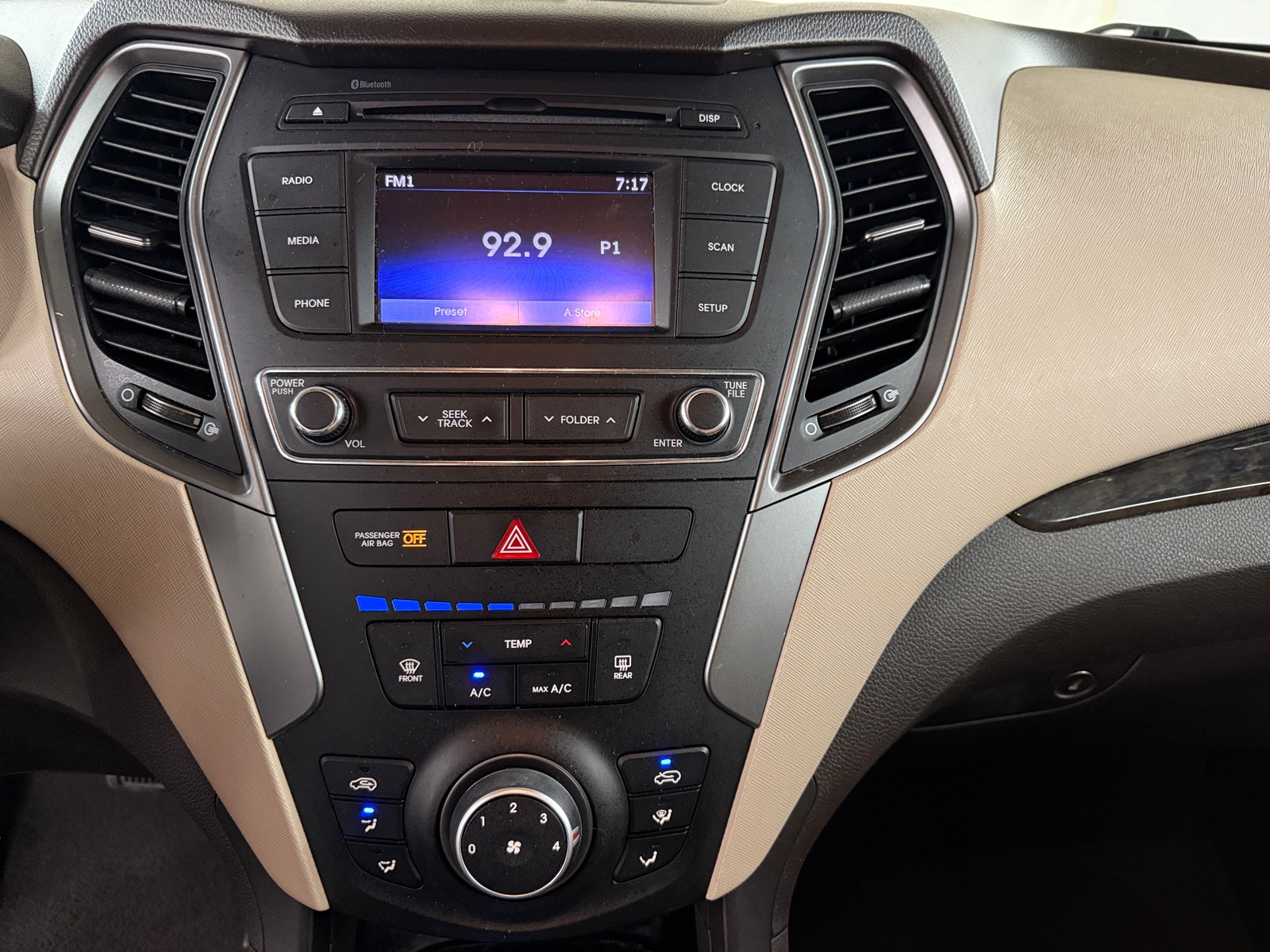 Thumbnail: 2018 Hyundai Santa Fe - 4
