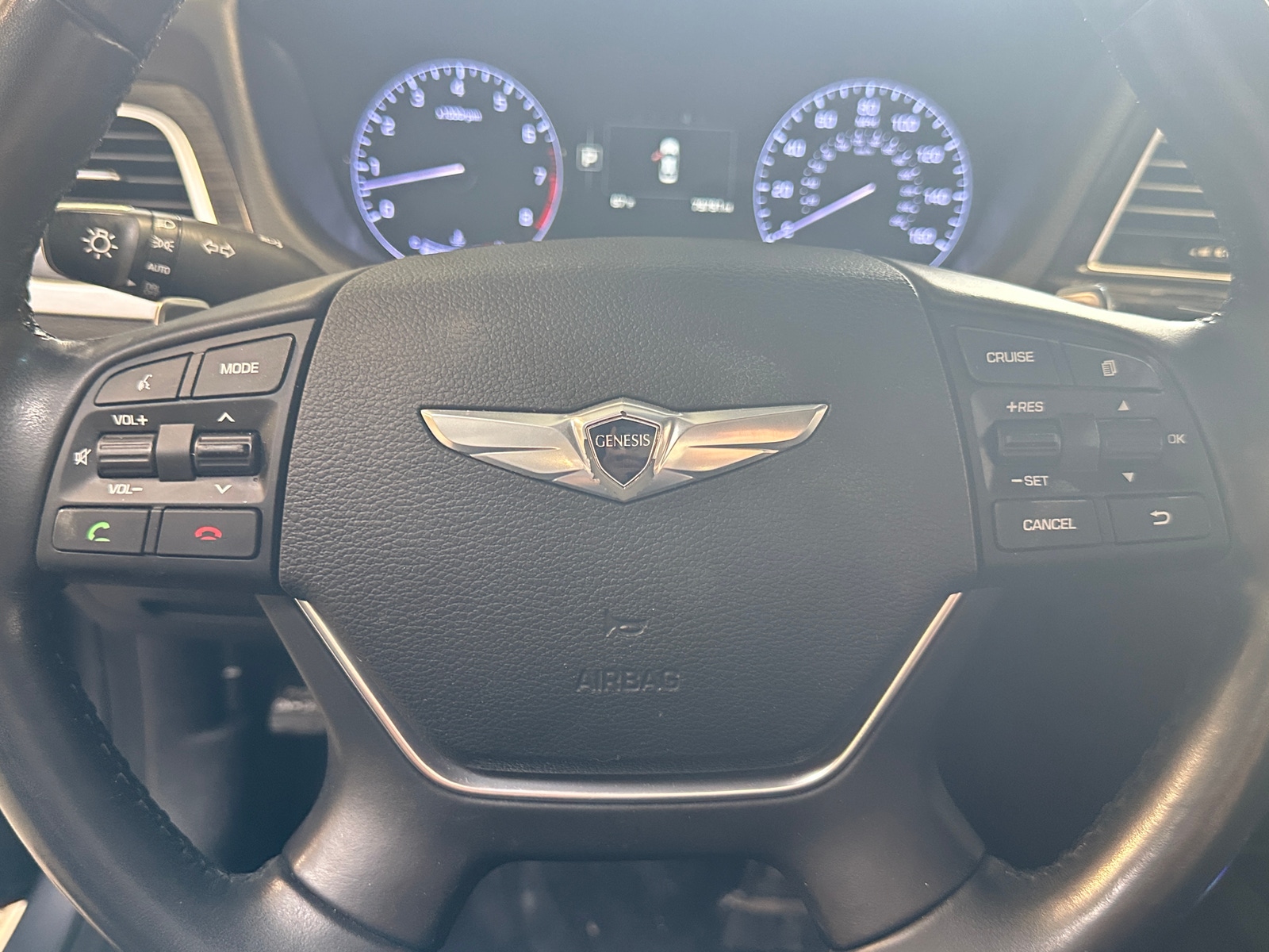 Thumbnail: 2015 Hyundai Genesis - 4