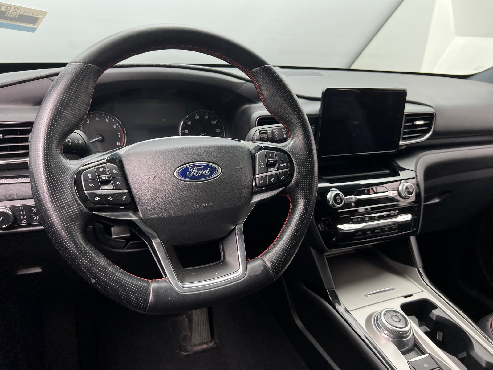 Thumbnail: 2022 Ford Explorer - 4