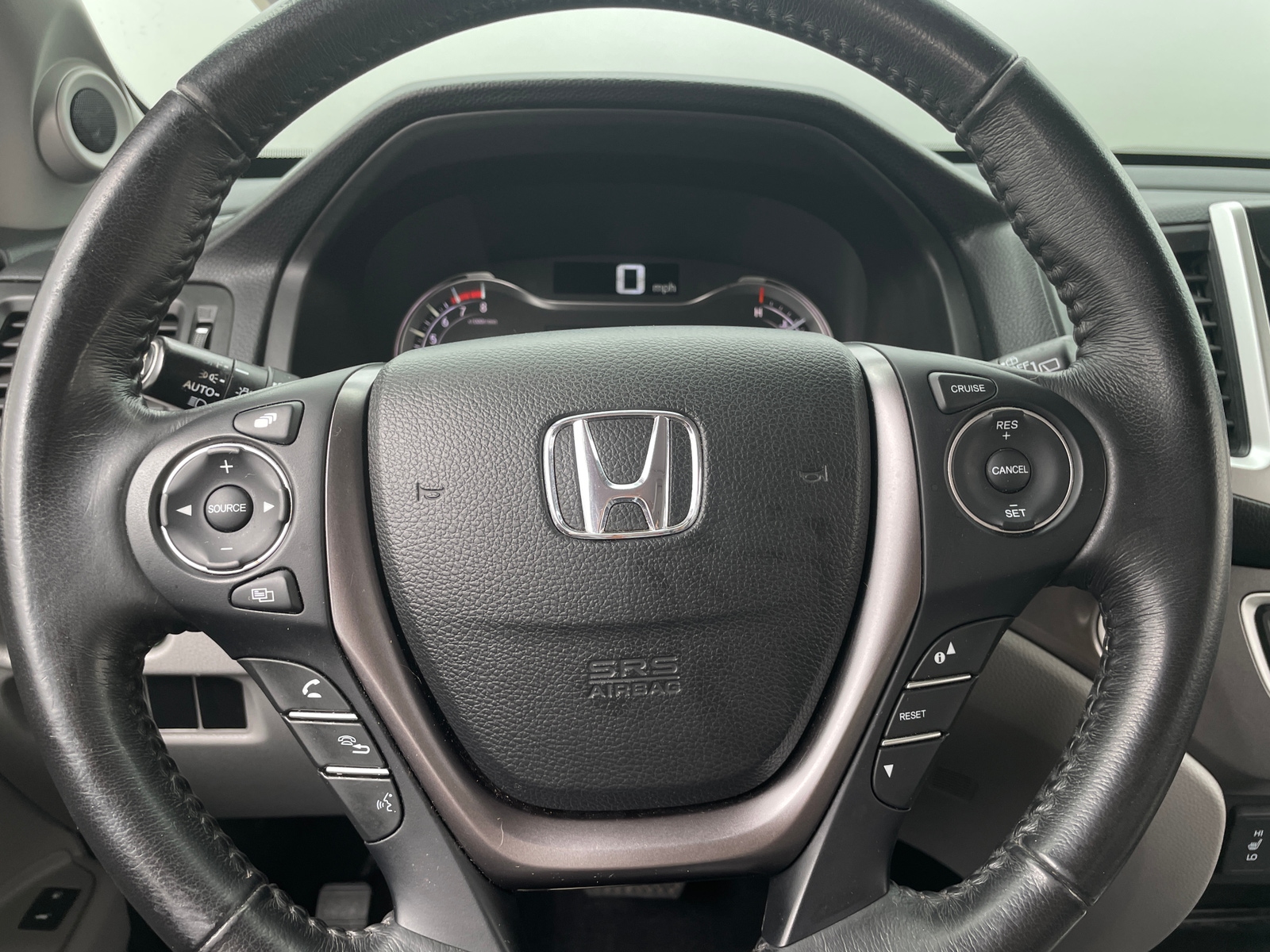Thumbnail: 2018 Honda Pilot - 4