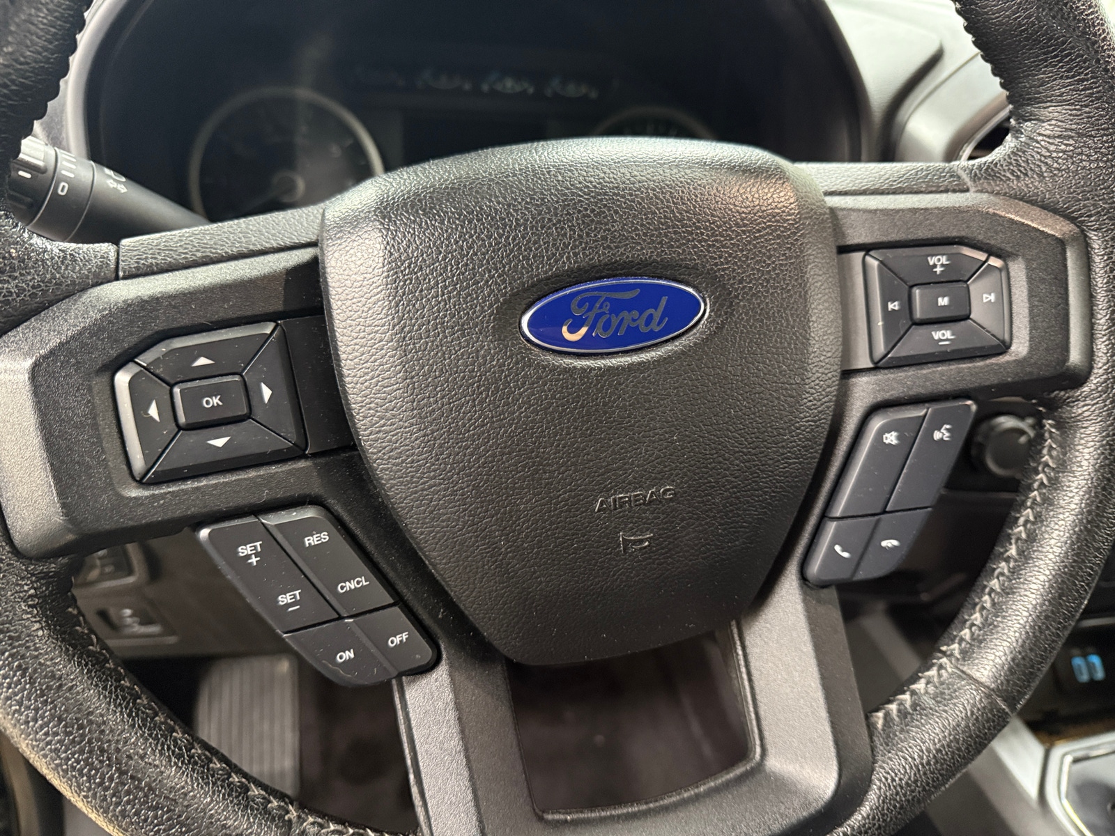 Thumbnail: 2016 Ford Econoline - 5