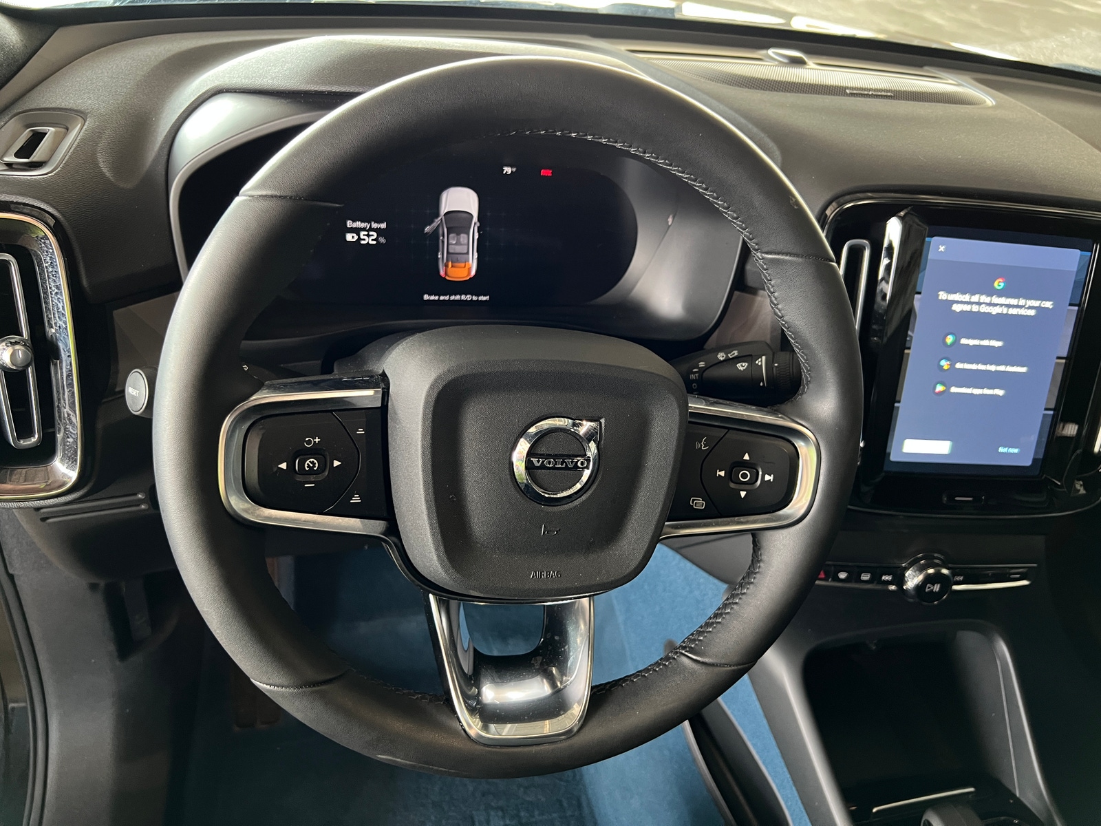 Thumbnail: 2022 Volvo C40 - 5