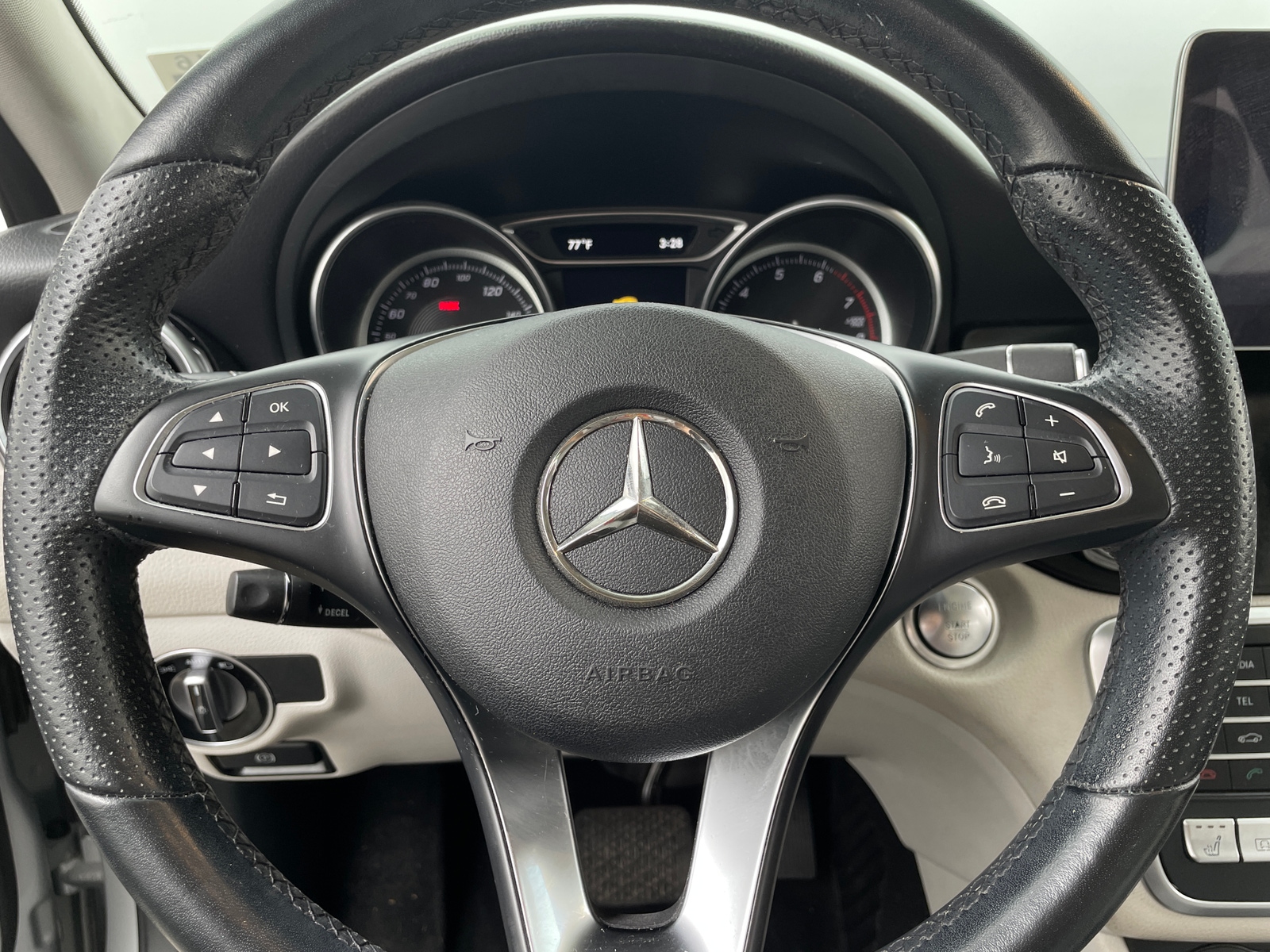 Thumbnail: 2020 Mercedes-Benz GLA - 4