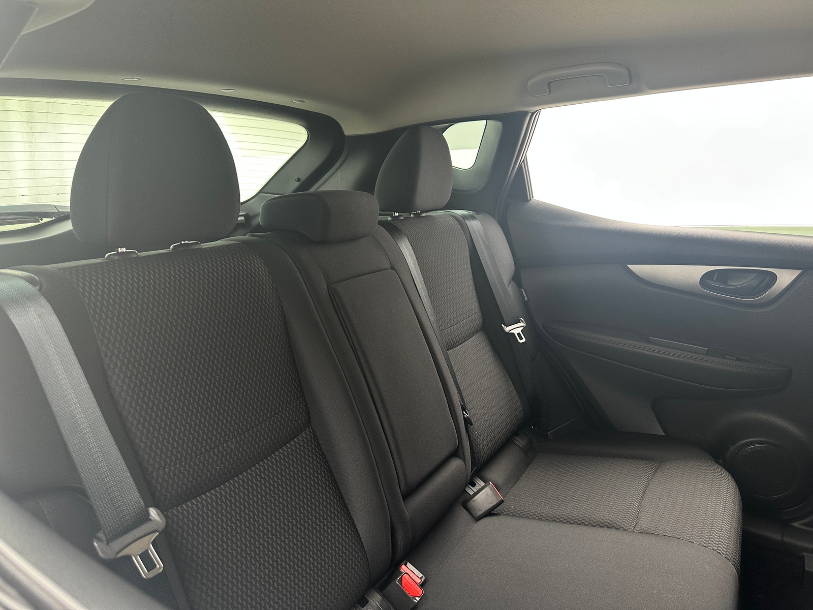 Thumbnail: 2021 Nissan Rogue Sport - 6