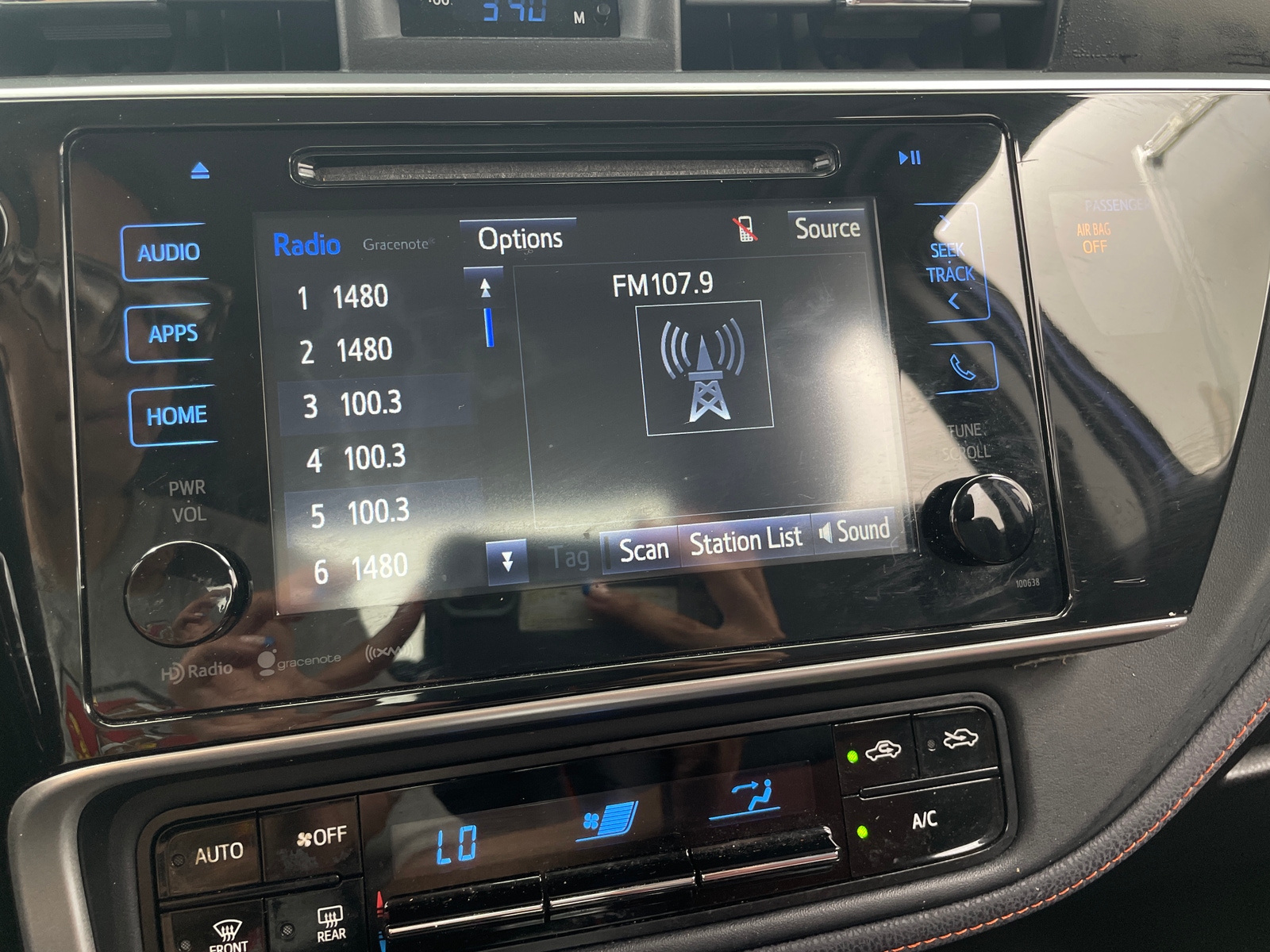 Thumbnail: 2019 Toyota Corolla - 3