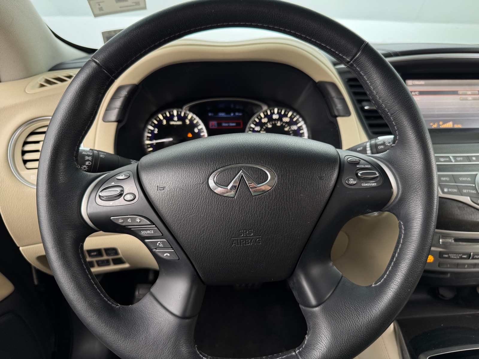 Thumbnail: 2016 INFINITI QX60 - 4
