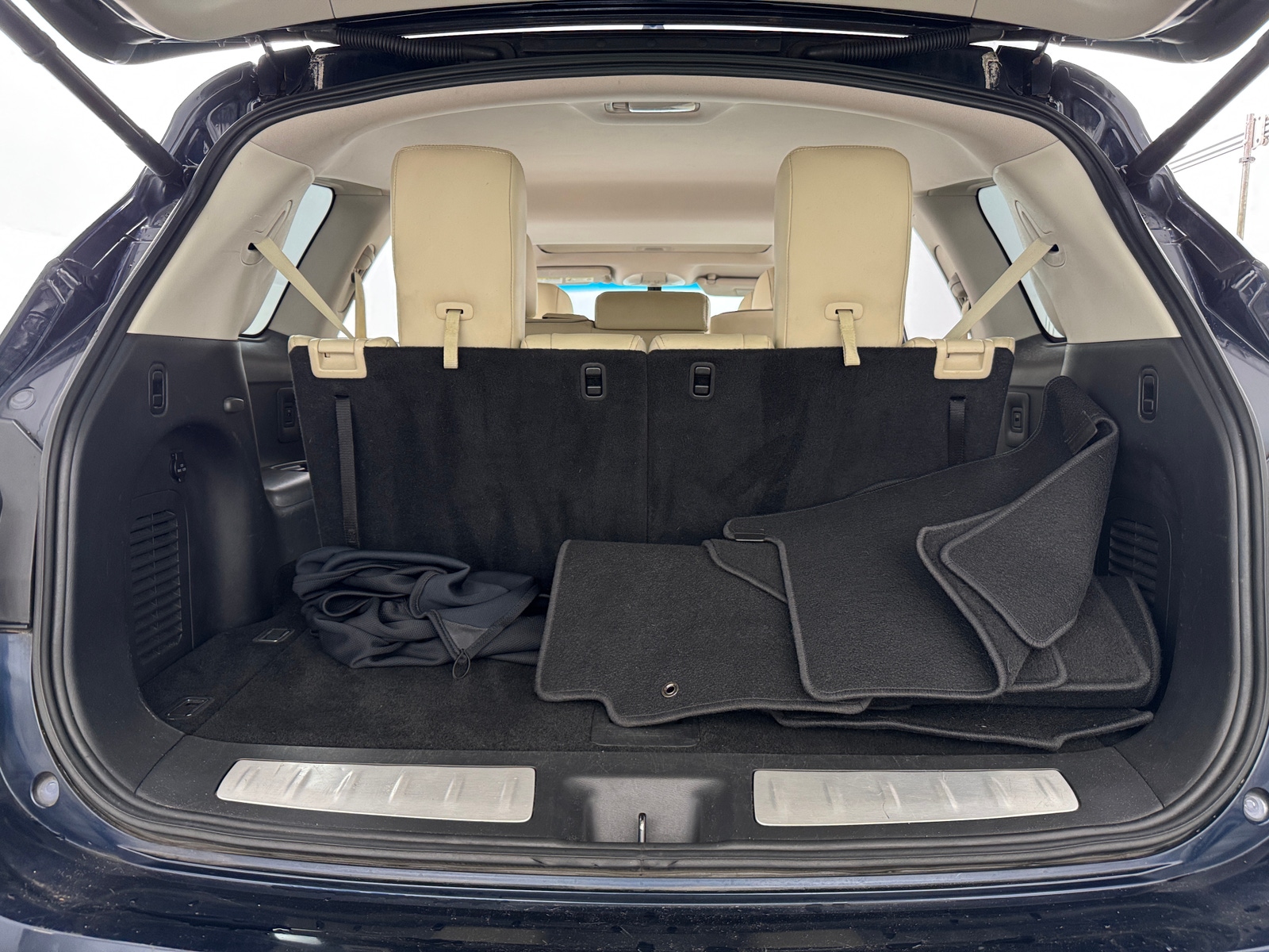 Thumbnail: 2016 INFINITI QX60 - 6